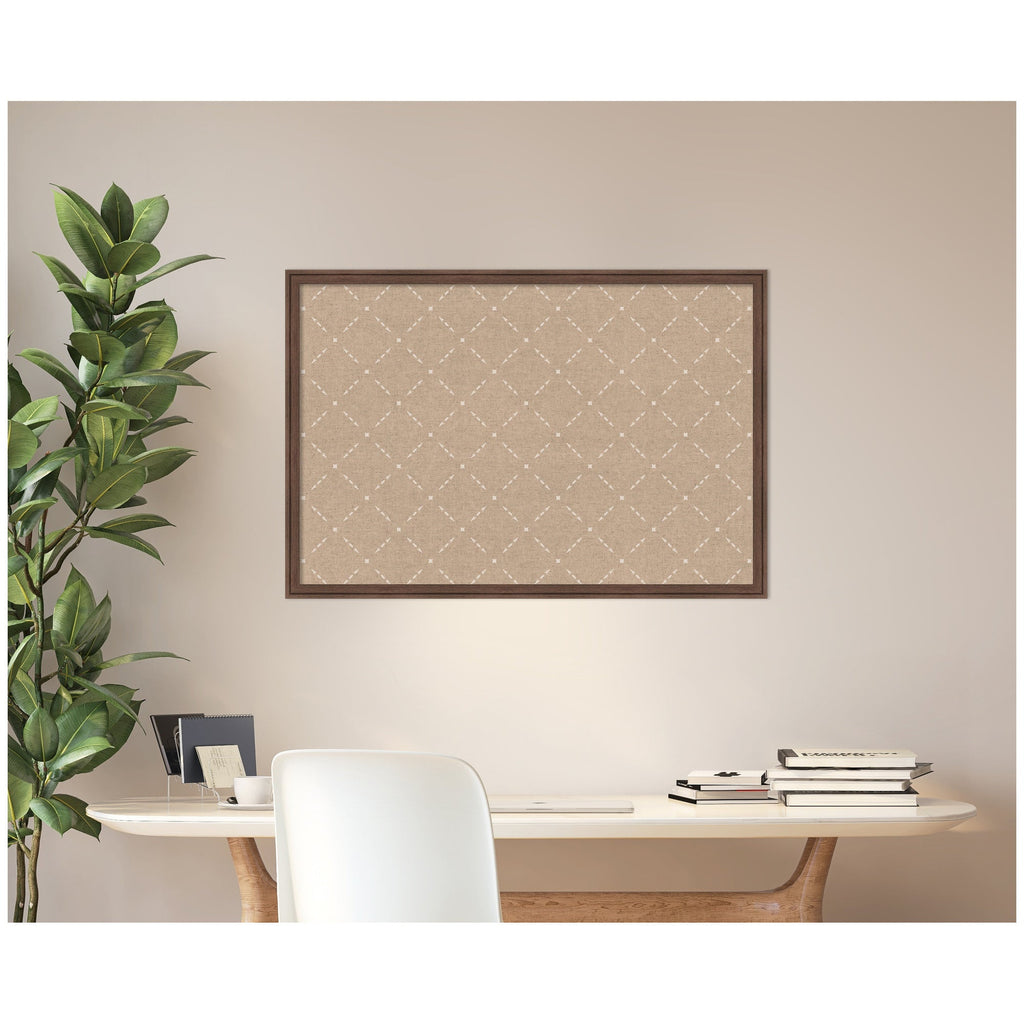 Pinboard Beige Lattice Pattern