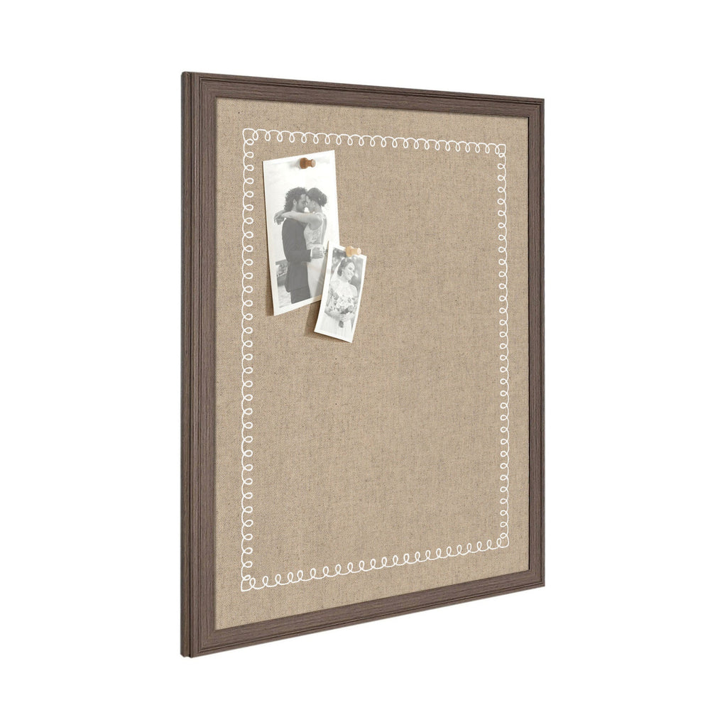 Pinboard White Scalloped Edge