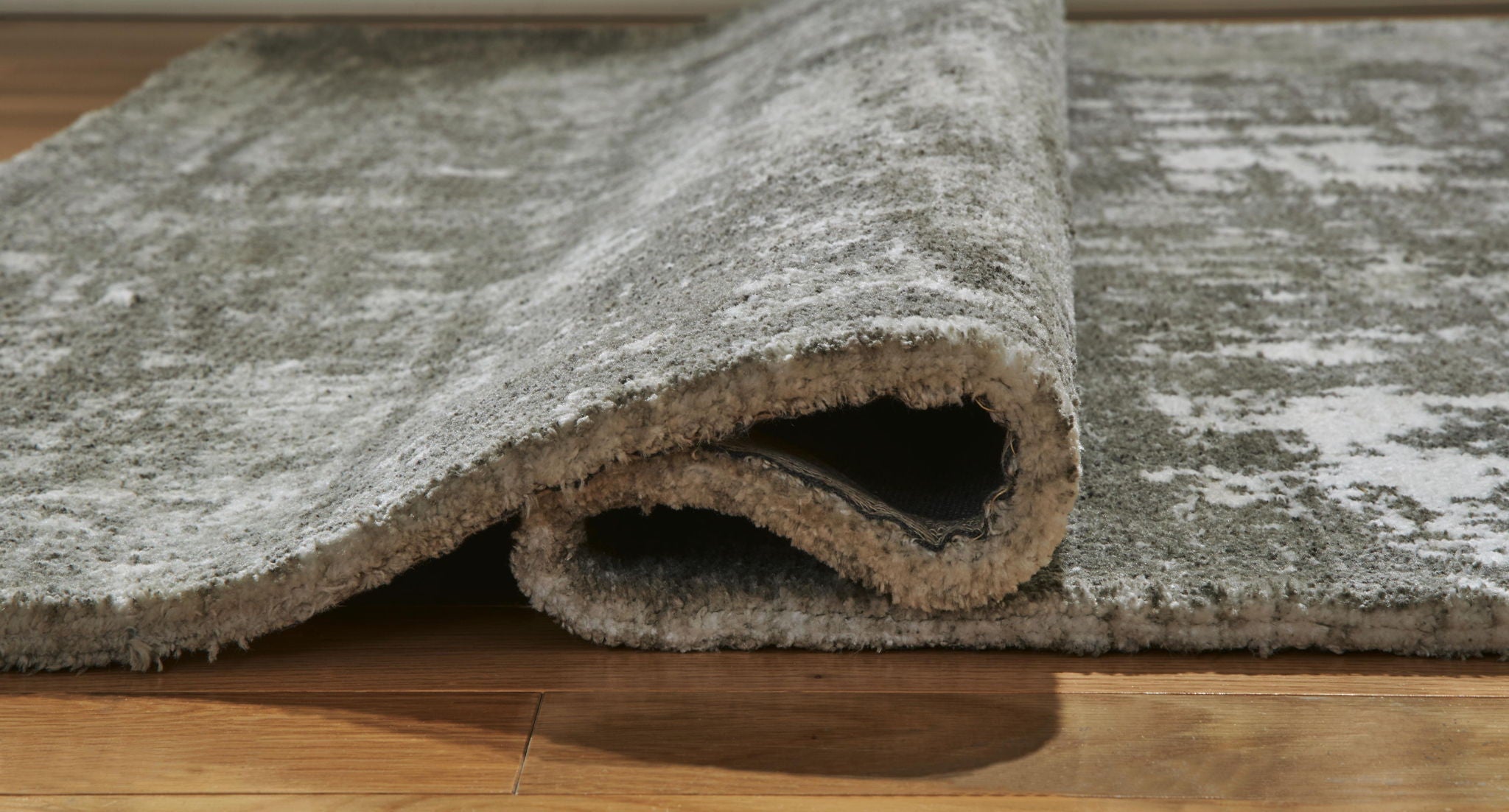 Valmontic Area Rug