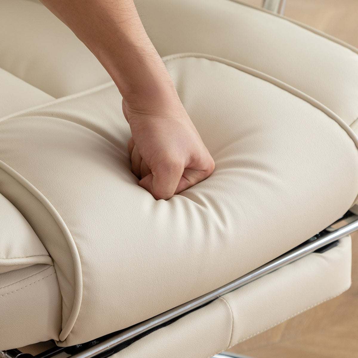 Big & Tall 500-lb Executive Office Chair with Footrest — Beige
