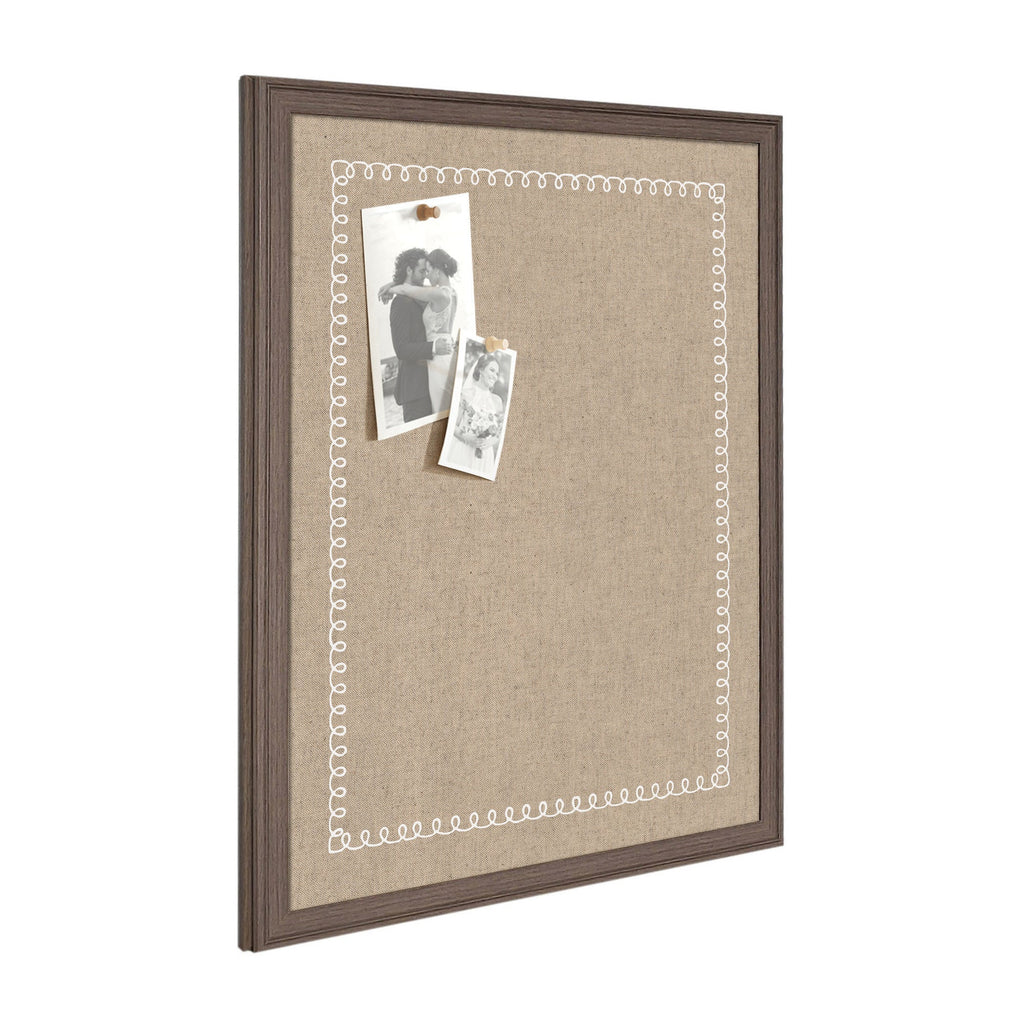 Pinboard White Scalloped Edge