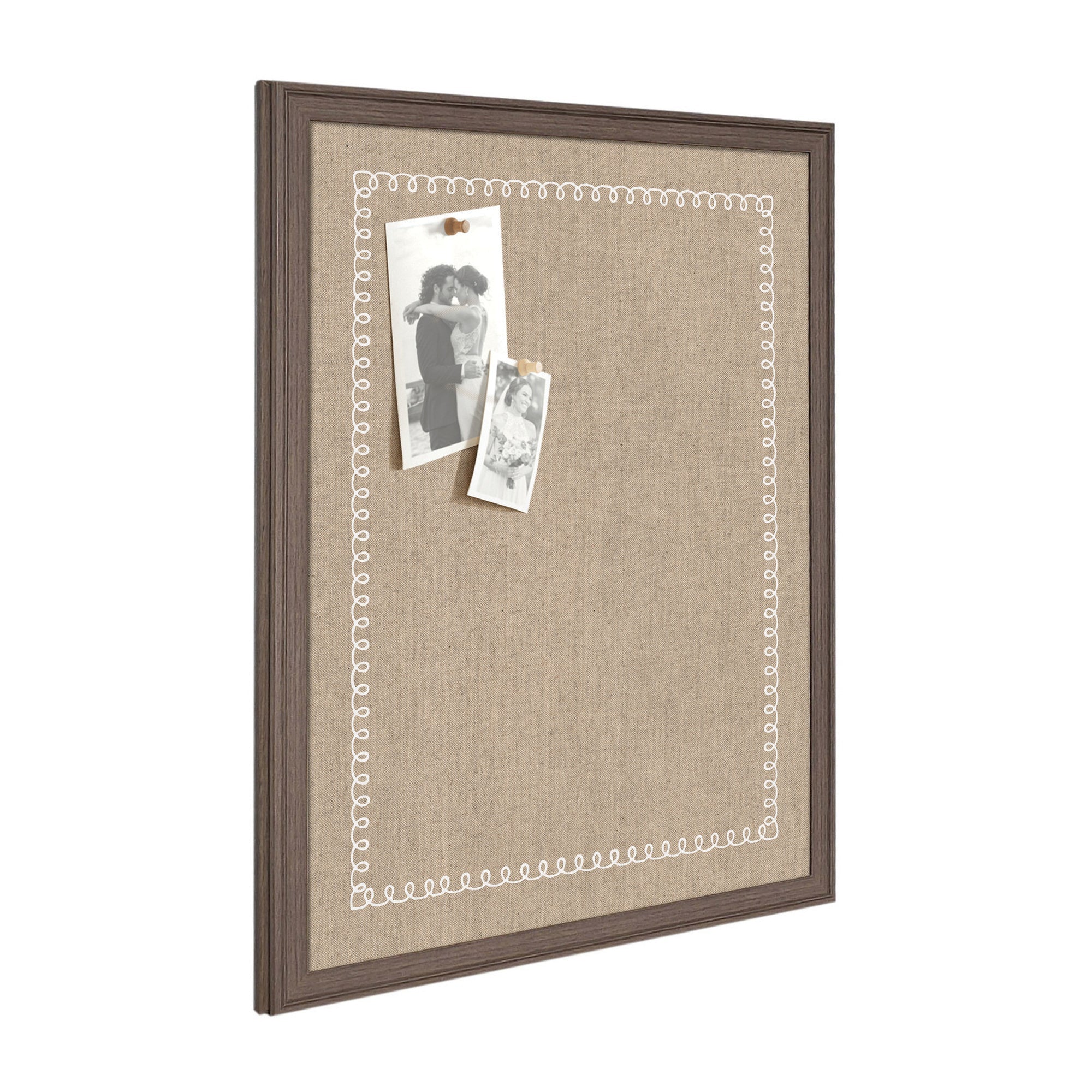 Pinboard White Scalloped Edge