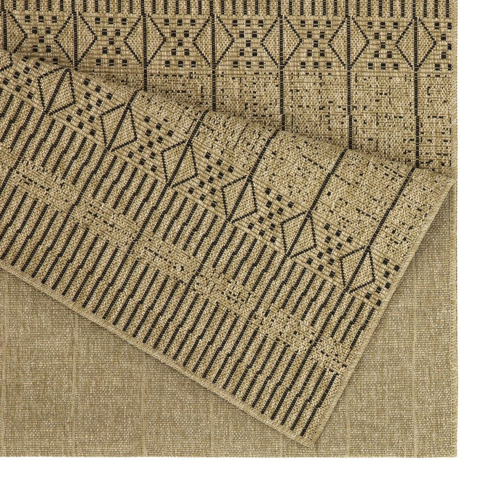 Earth 7'10" x 10'3" Indoor/Outdoor Area Rug - Jute/Black