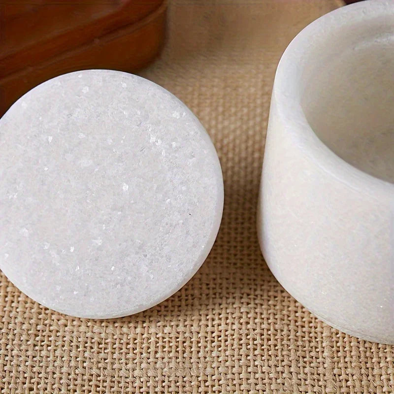 1pc Elegant Marble Salt and Pepper Shaker with Lid - Premium Spice Storage Jar, Kitchen Organizer, Refined High-End Decor for Seasoning Essentials