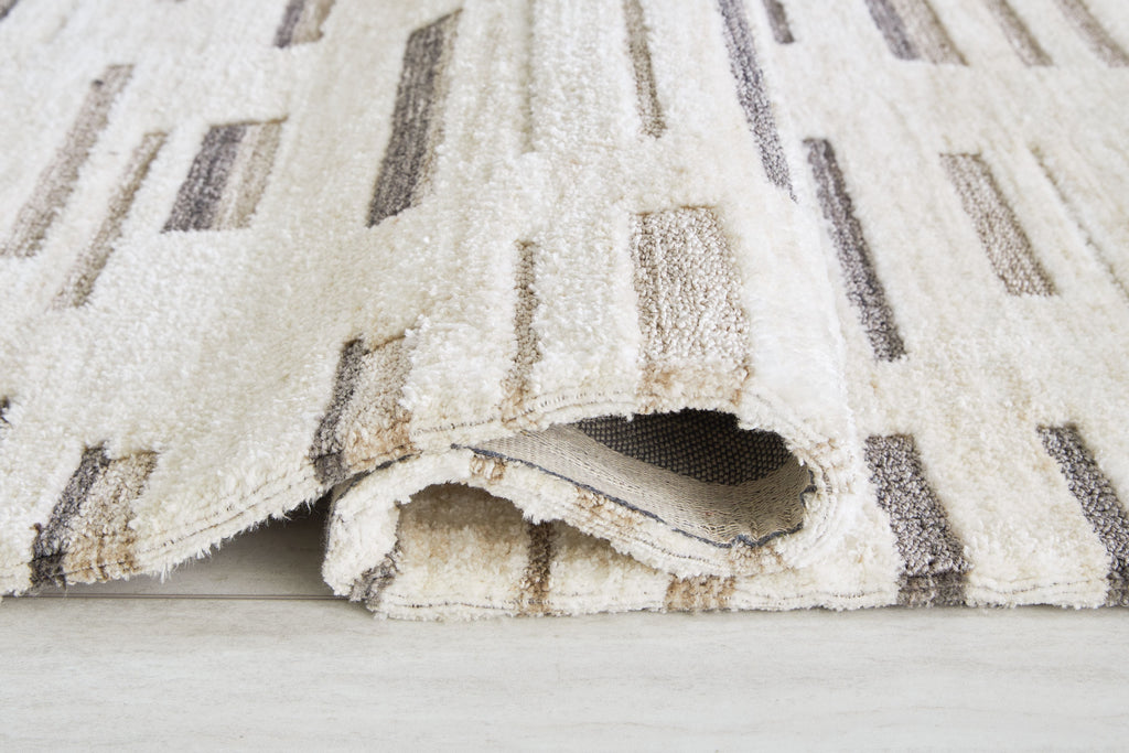 Leesdale Area Rug