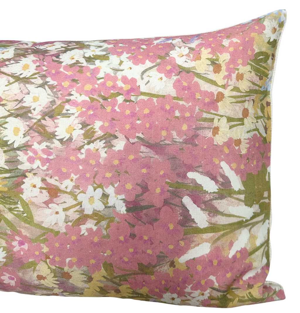 Fleur Pillow Cover in Pink
