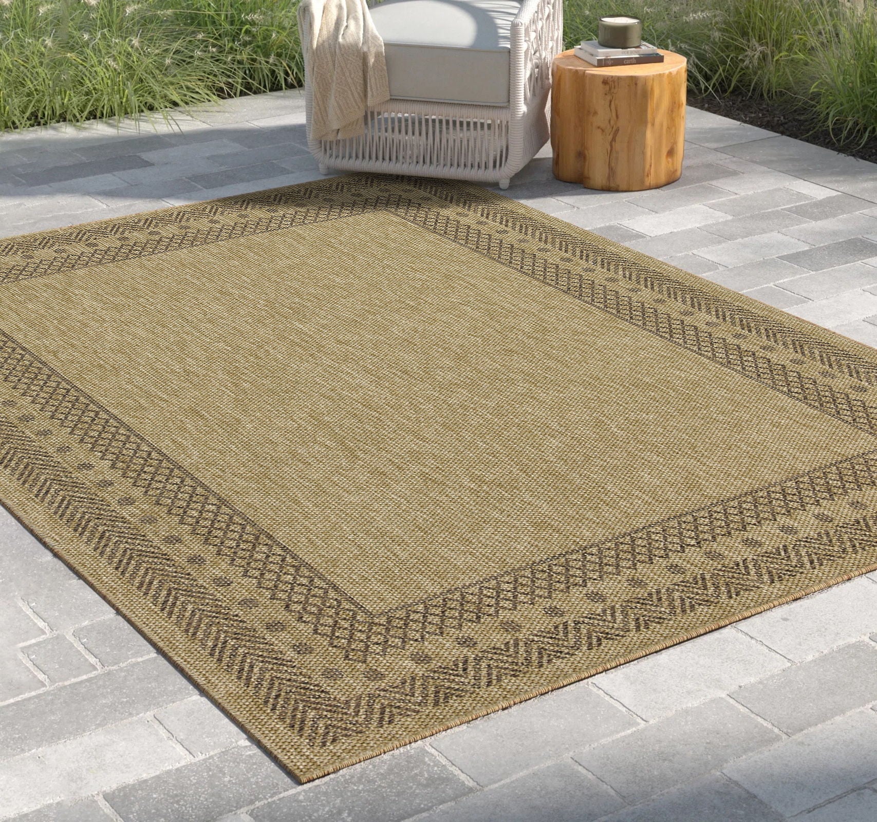 Earth Polypropylene Indoor/Outdoor Area Rug