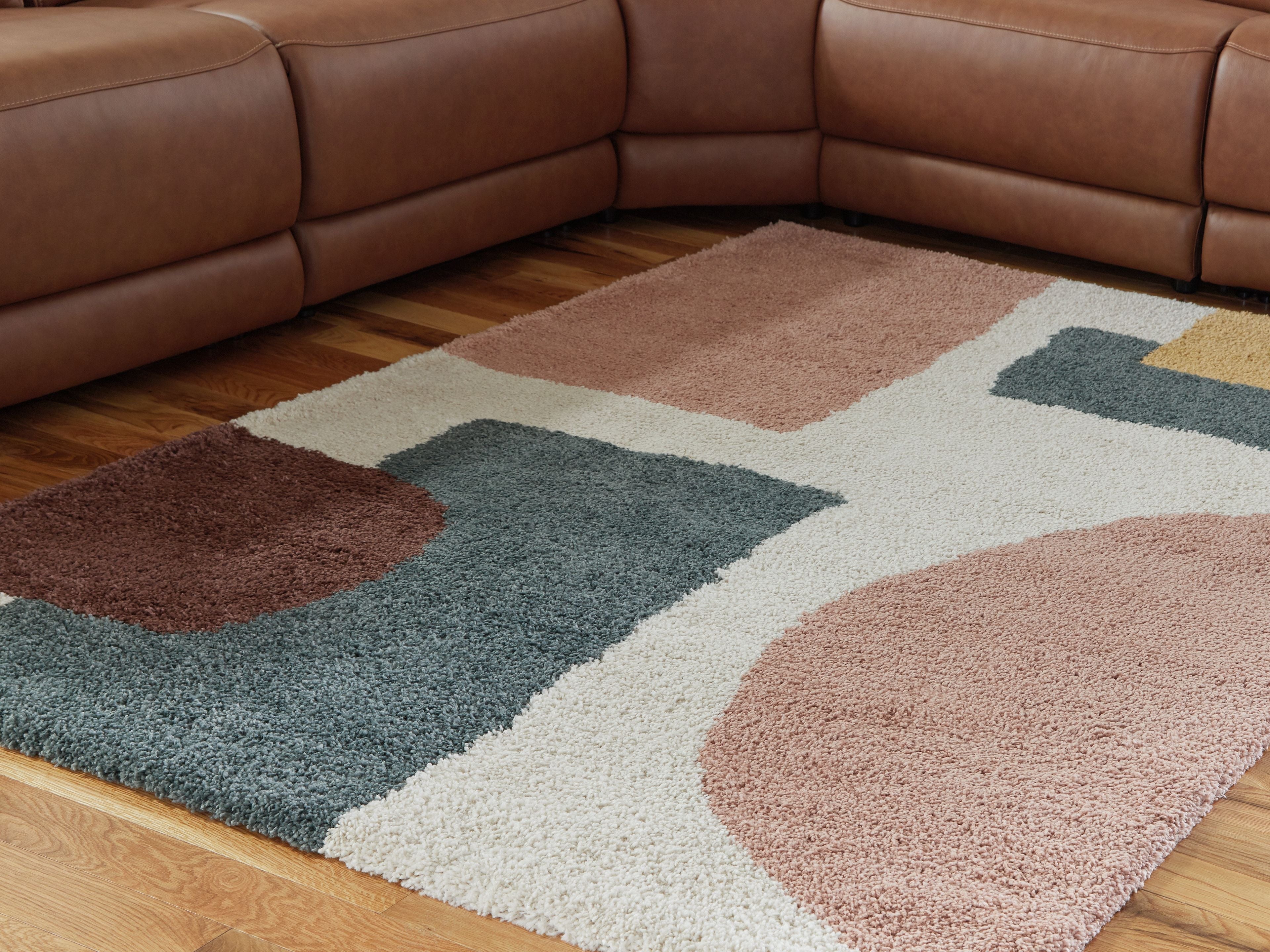 Flynnwick Area Rug