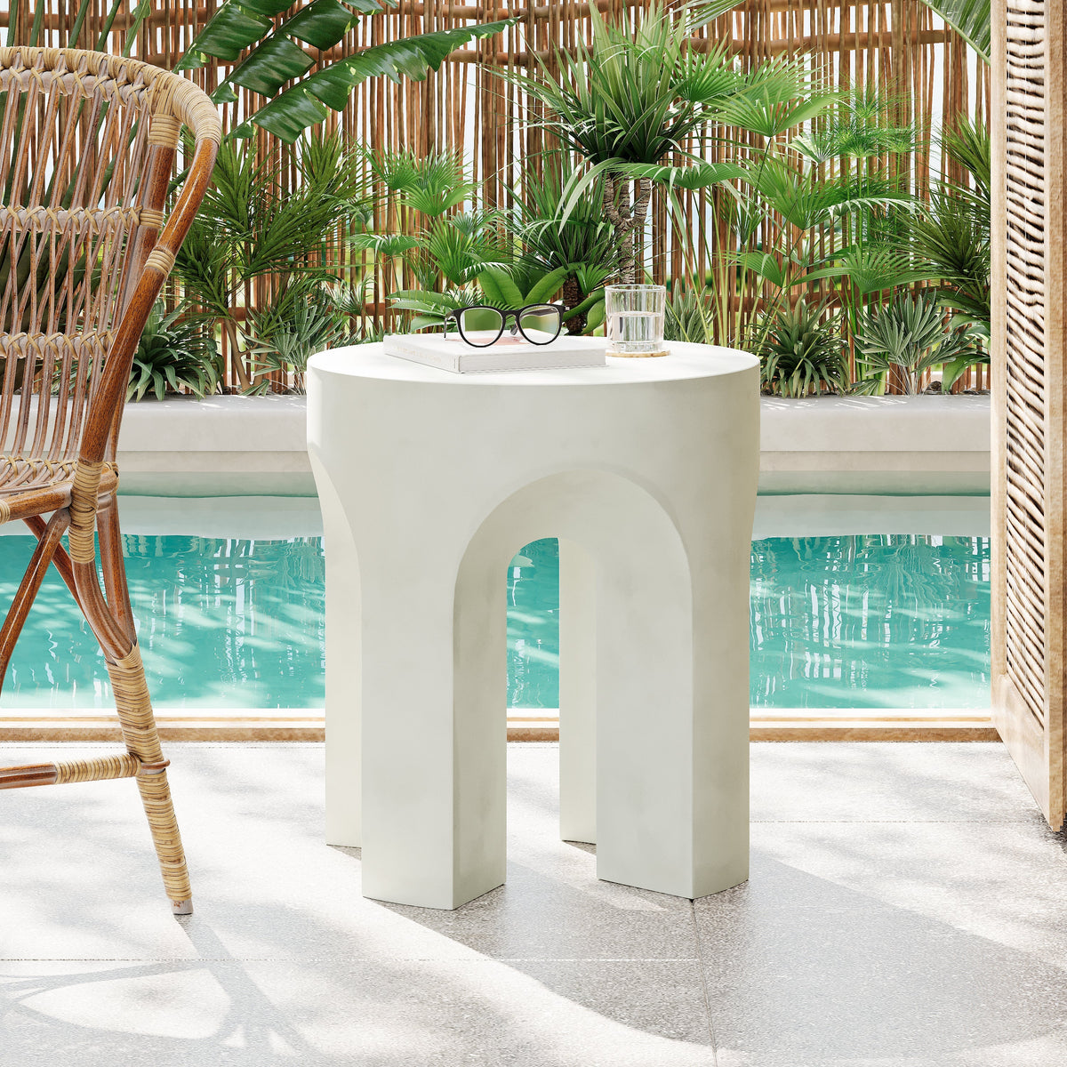 Outdoor MGO Round Top Side Table in Antique White