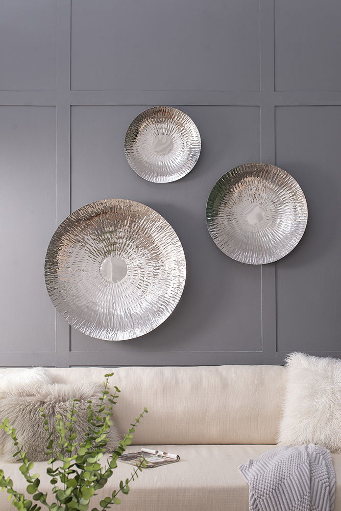 Textured Silver Disc Wall Décor — Set of 3