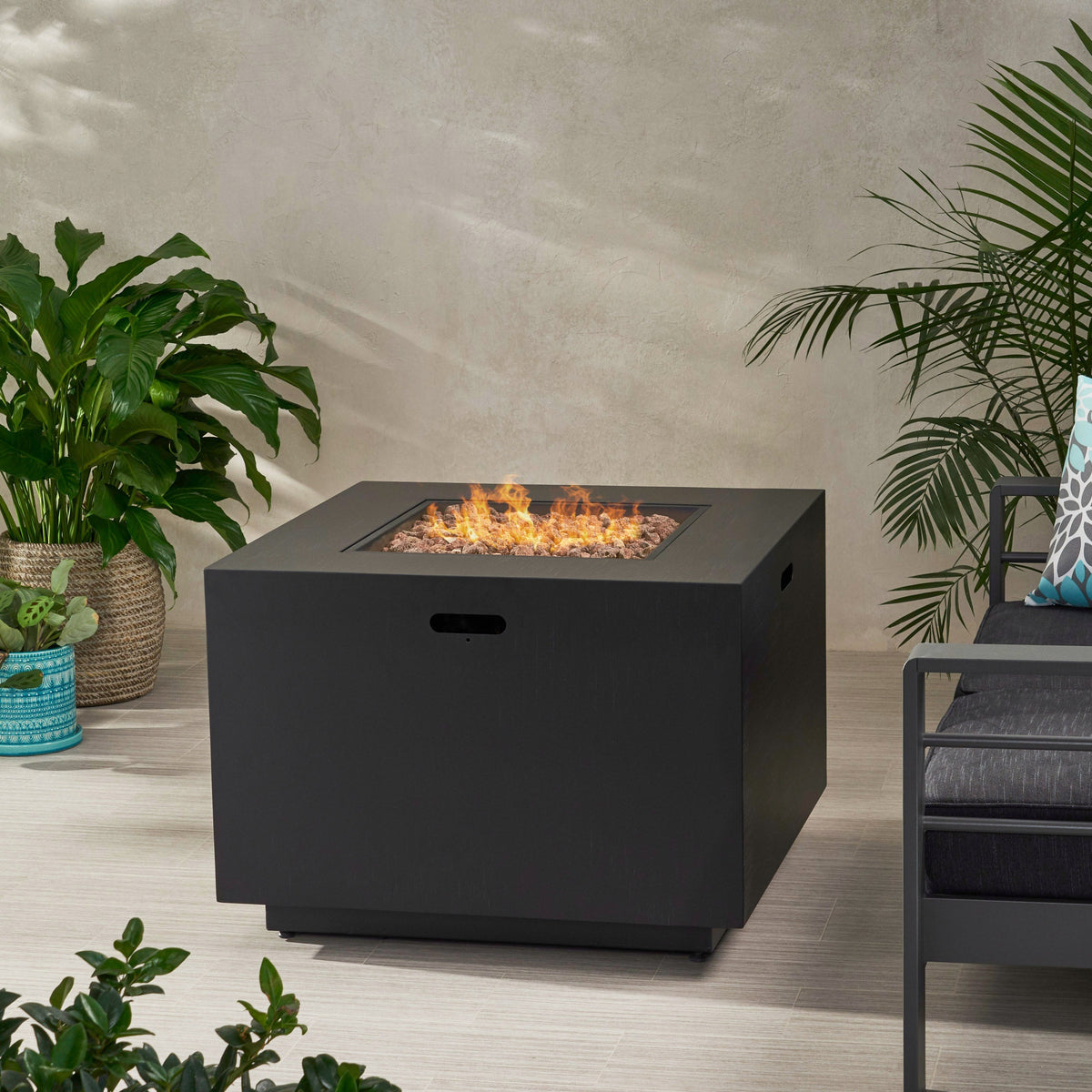 Outdoor Patio Propane Fire Pit 24" H x 31" W Square Iron Gas-burning Fire Pit