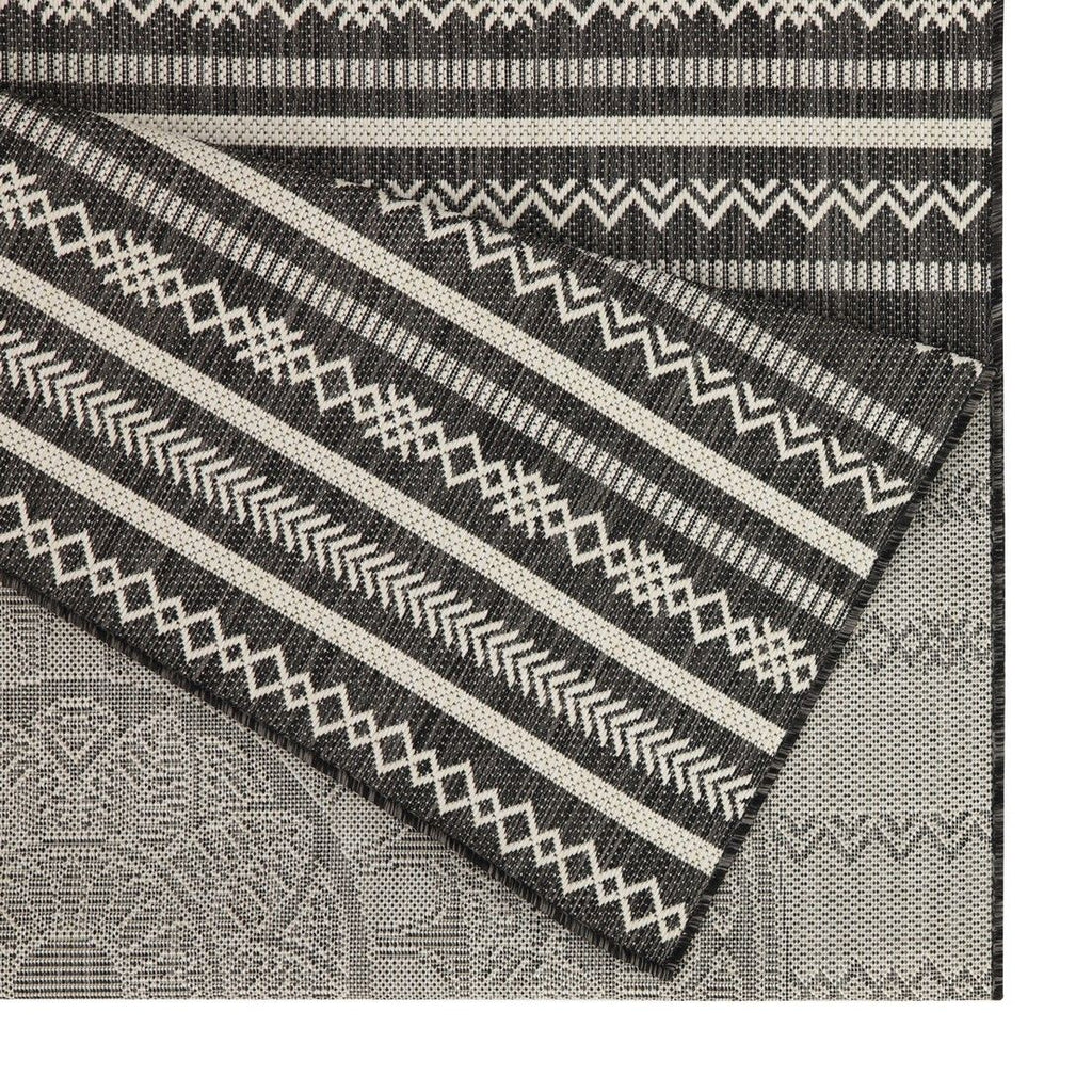 Sunshine 5'3" x 7'3" Indoor/Outdoor Area Rug - Anthracite