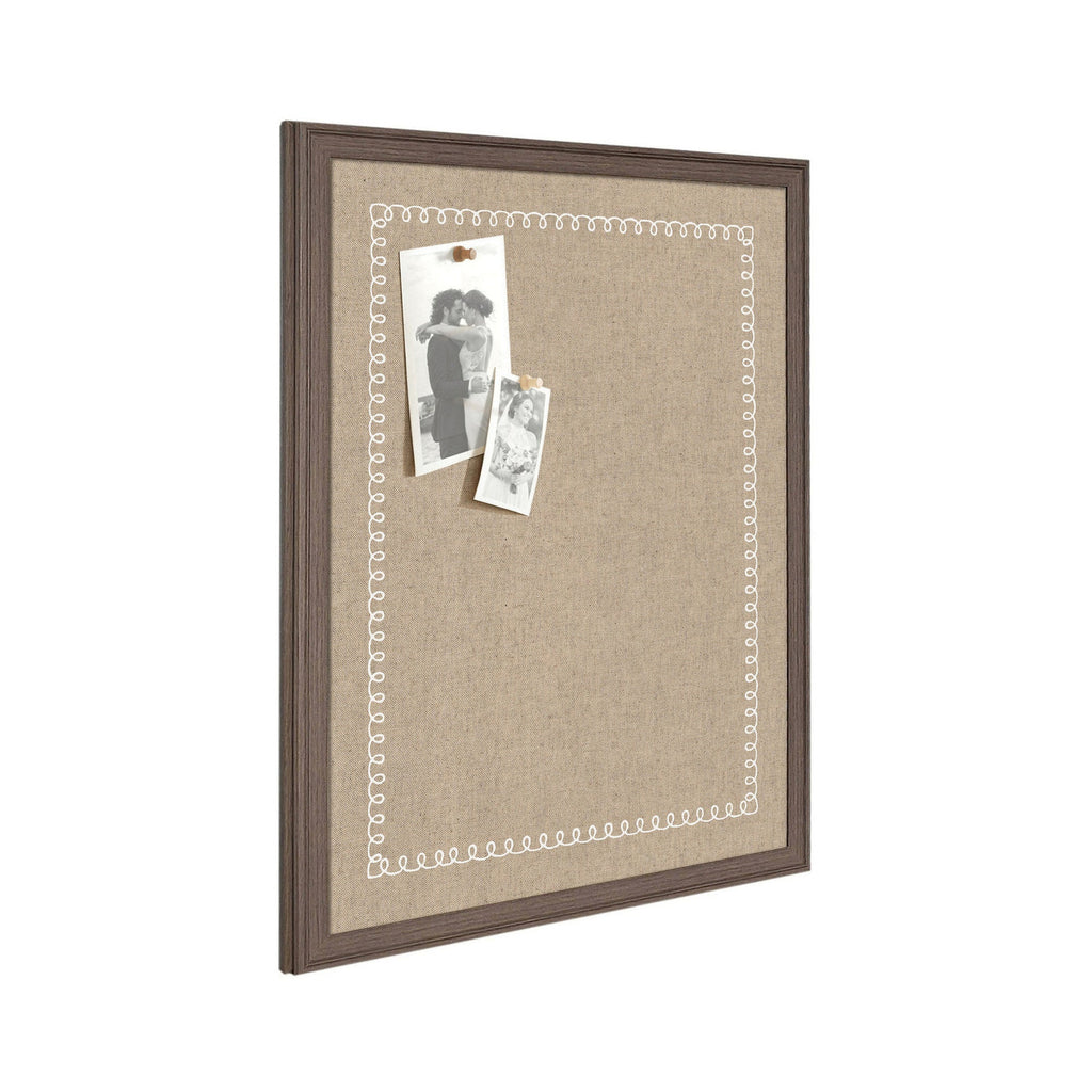 Pinboard White Scalloped Edge