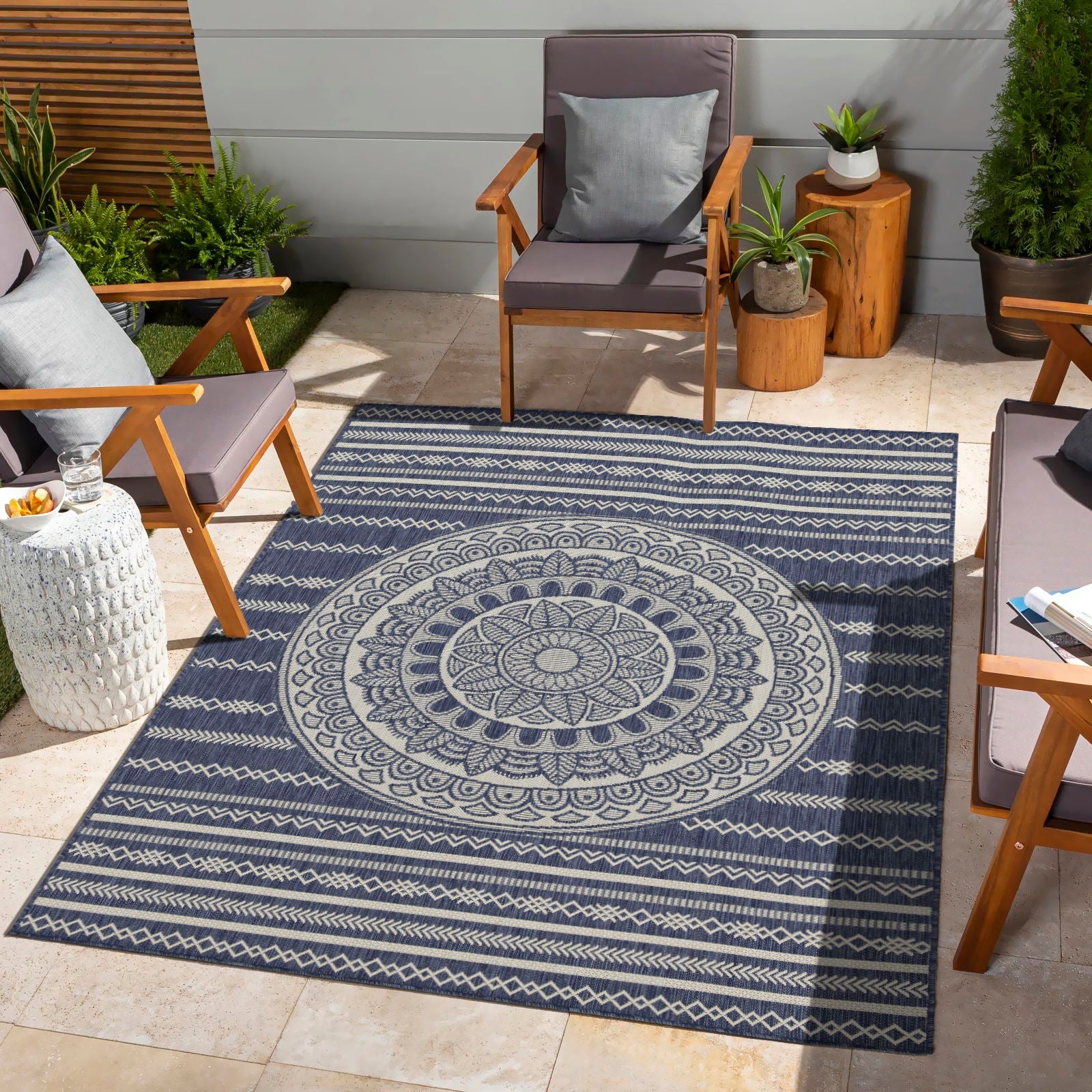 Sunshine 2'7" x 7'3" Indoor/Outdoor Runner Rug