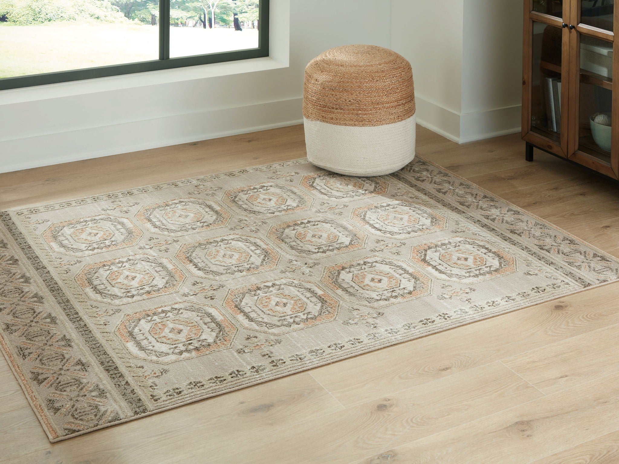 Bachby Area Rug