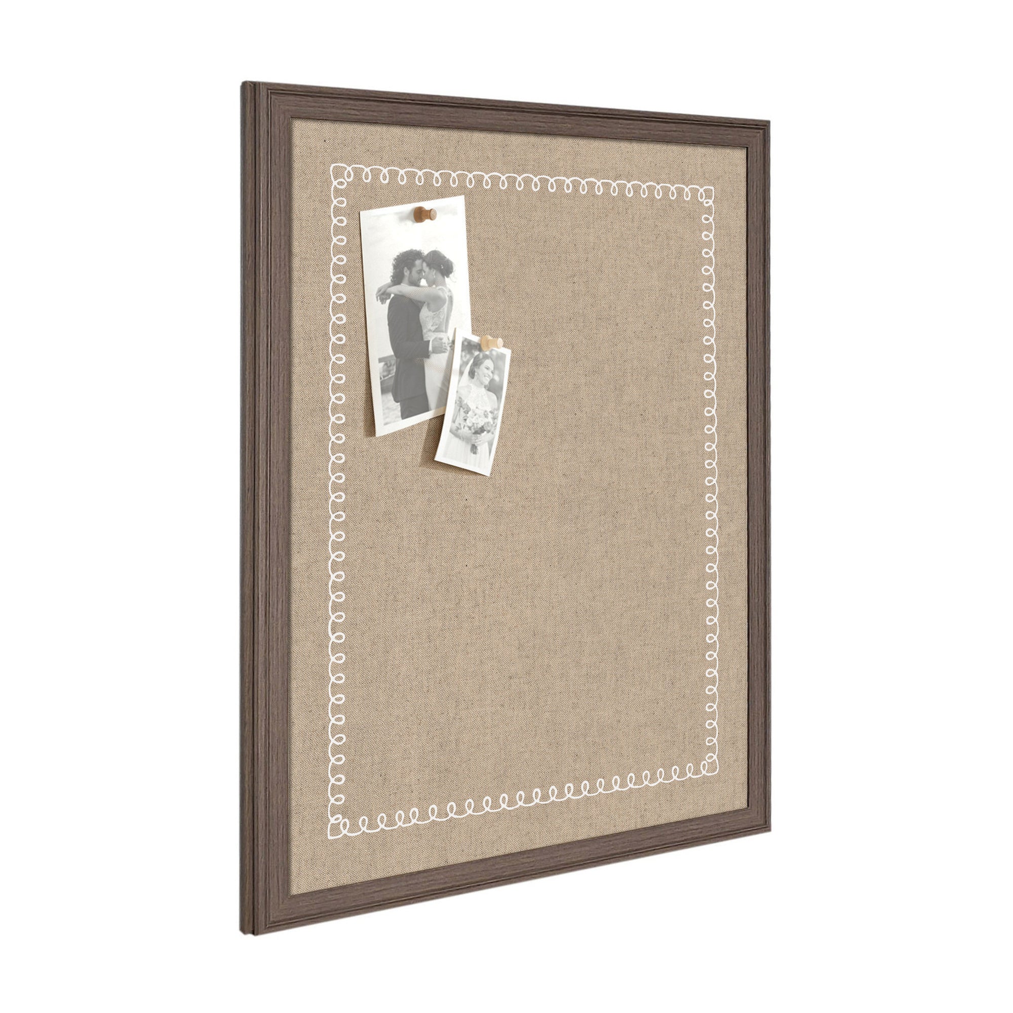 Pinboard White Scalloped Edge