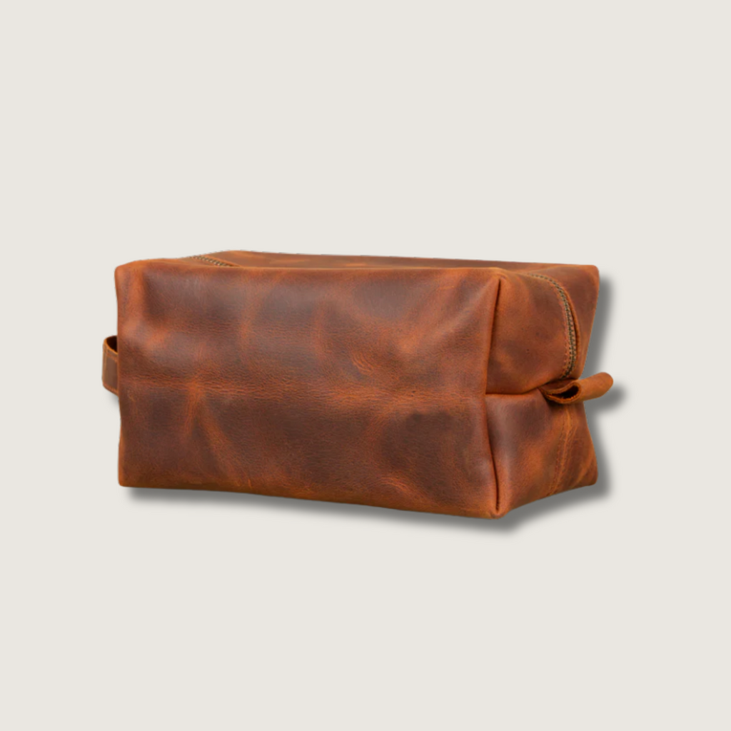 Minneapolis Leather Makeup Bag — Dark Brown