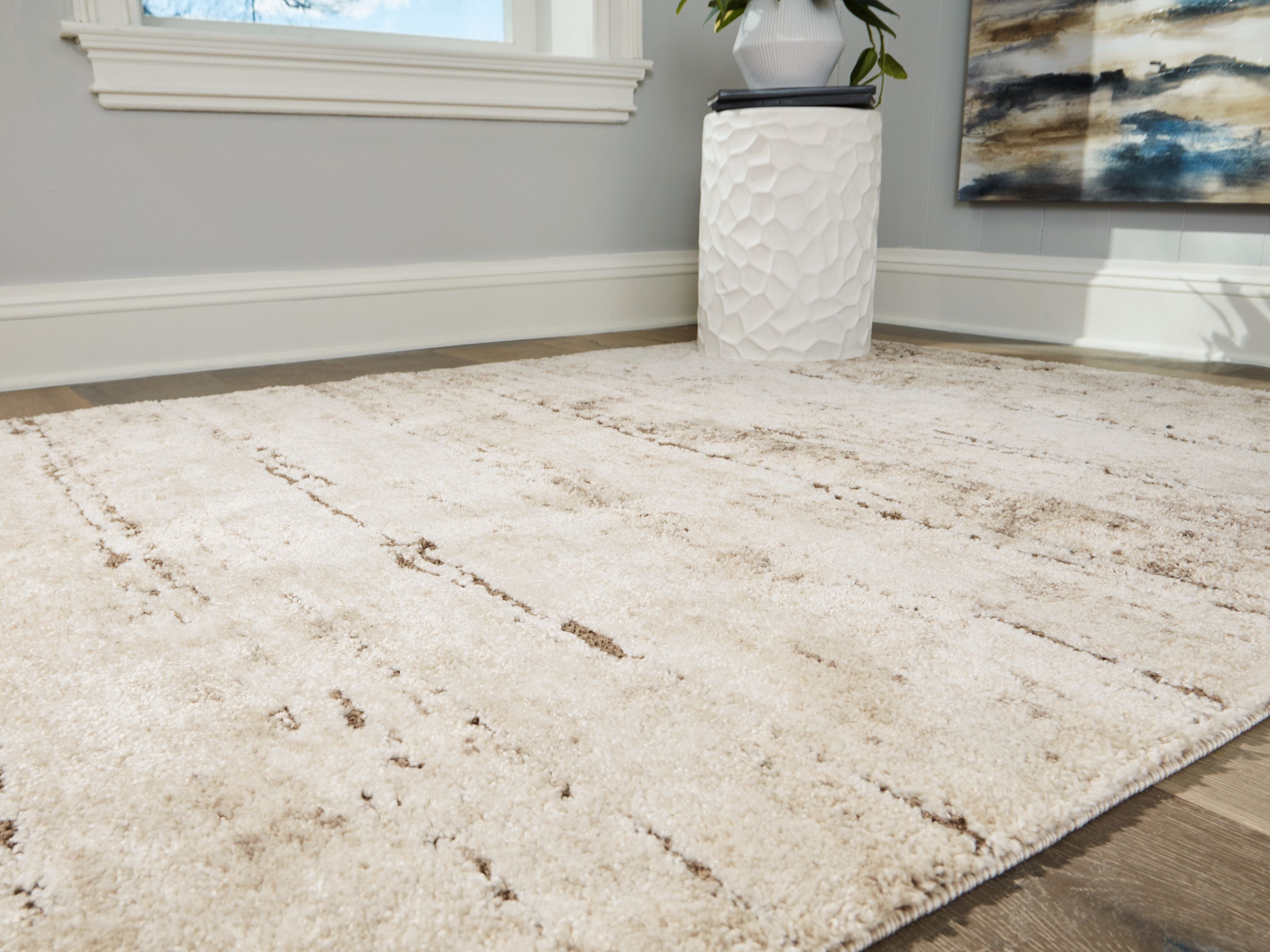 Kasney Area Rug