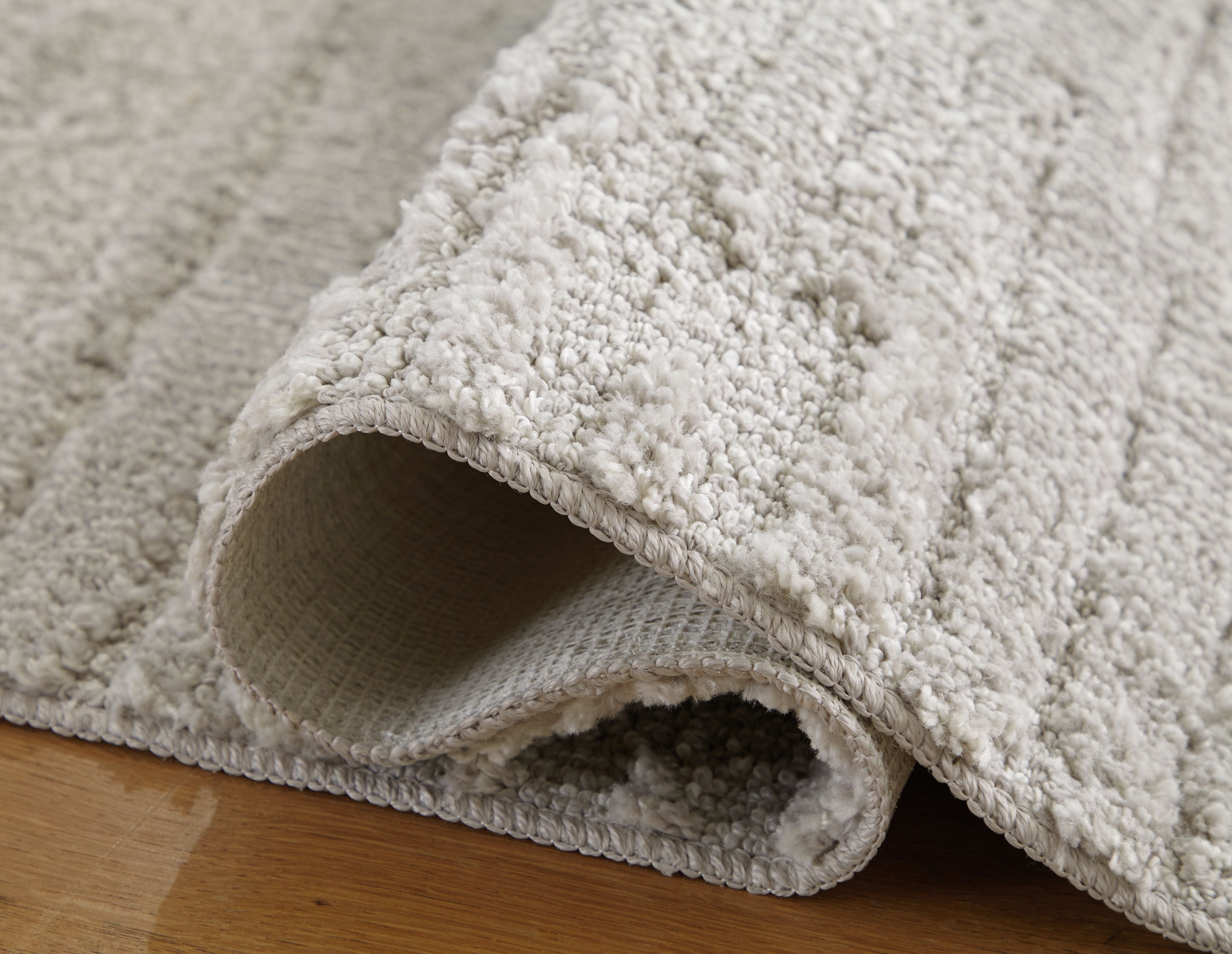 Ivygail Area Rug