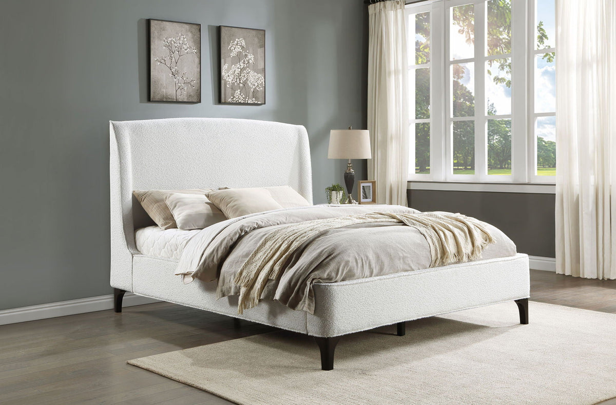 Bouclé Wingback Bed — Queen / Snow