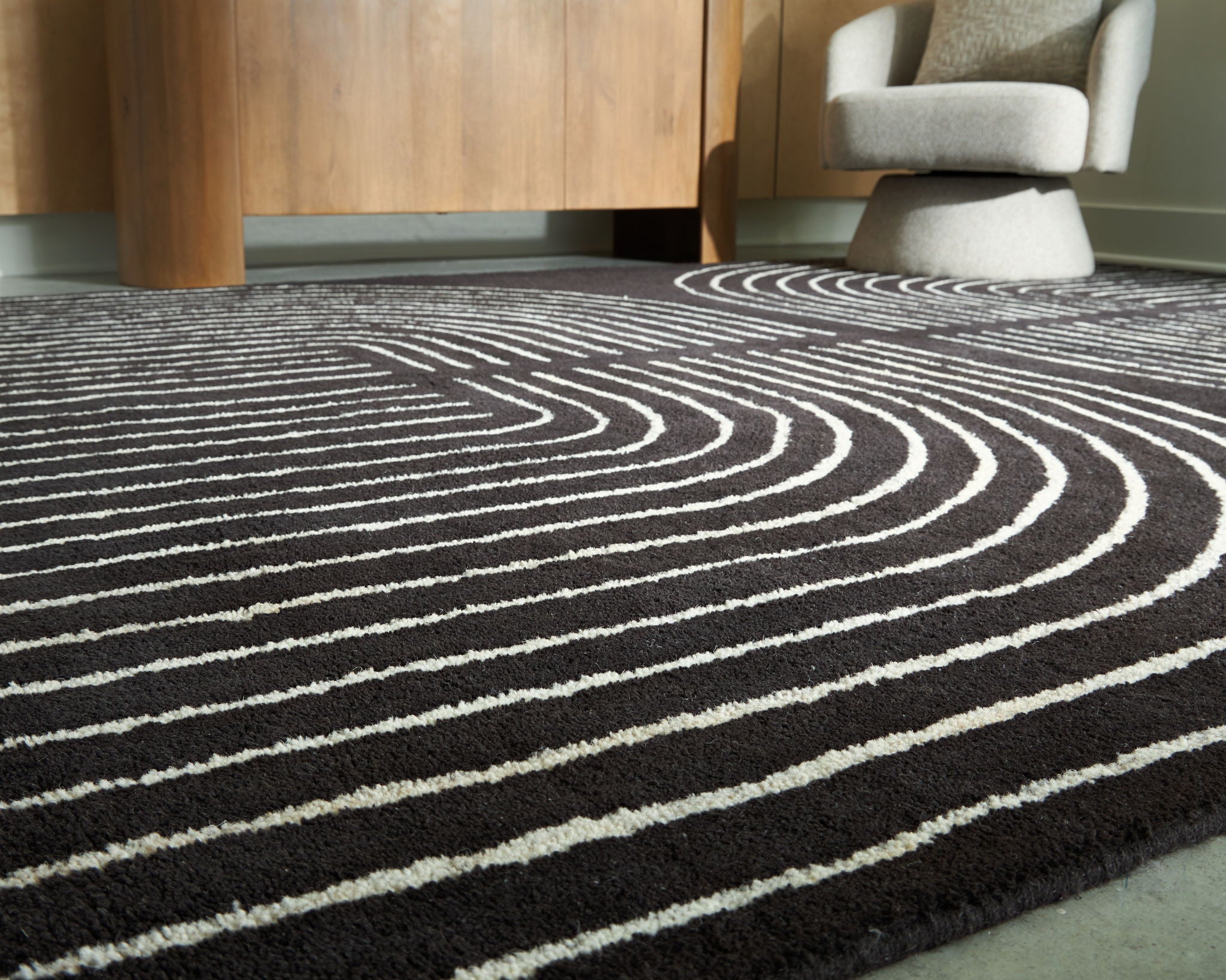 Eldonmore Area Rug