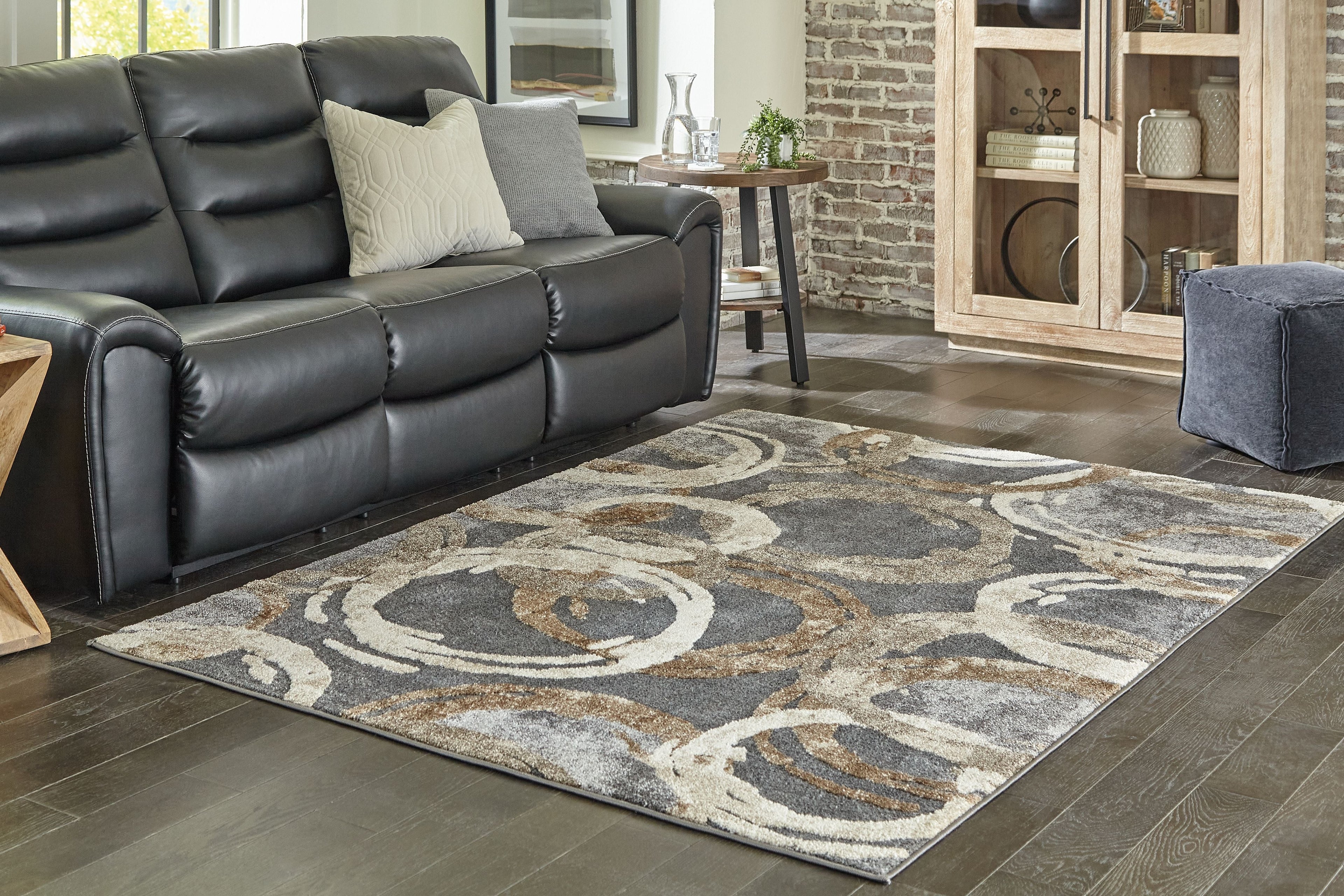 Faelyn Area Rug