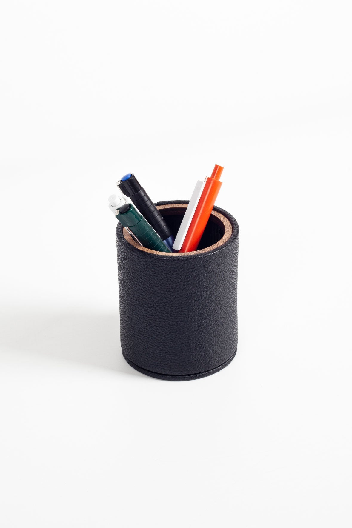Polo Leather Desktop Set Black 5 Pieces Wooden Detailed With Gold Pen