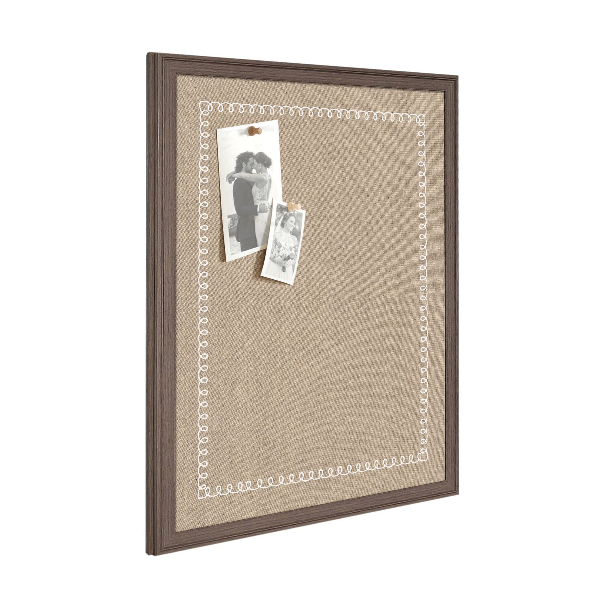 Pinboard White Scalloped Edge