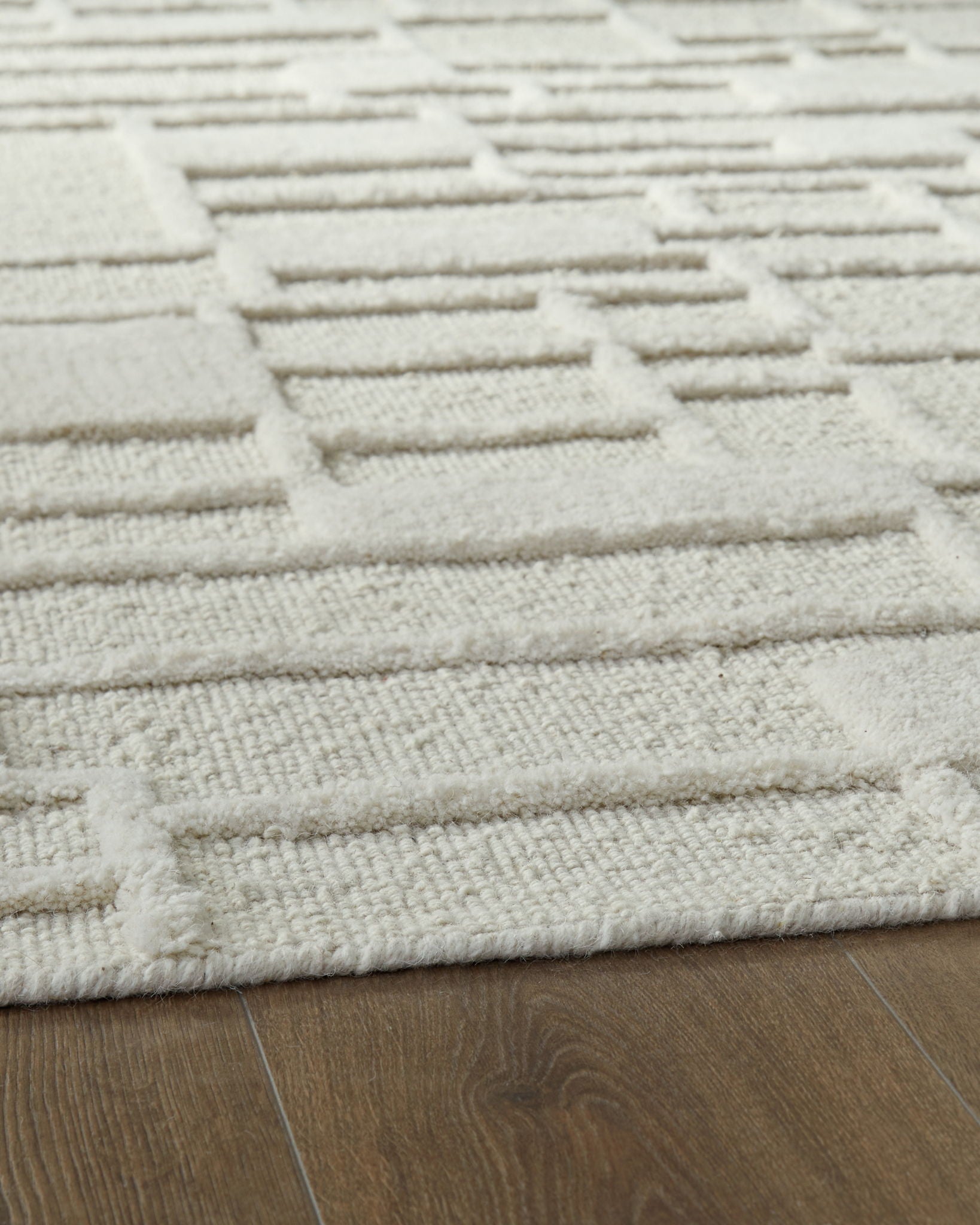 Empriss Area Rug