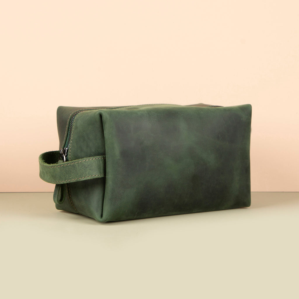 Minneapolis Leather Makeup Bag — Green