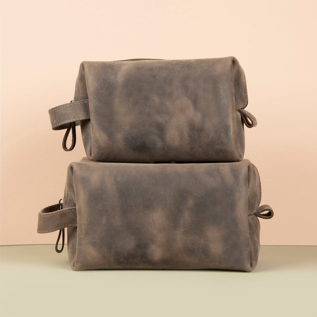 Minneapolis Leather Makeup Bag — Brown