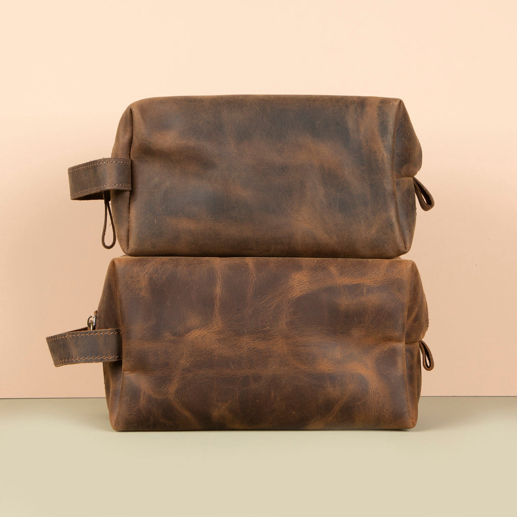 Minneapolis Leather Makeup Bag — Medium Brown