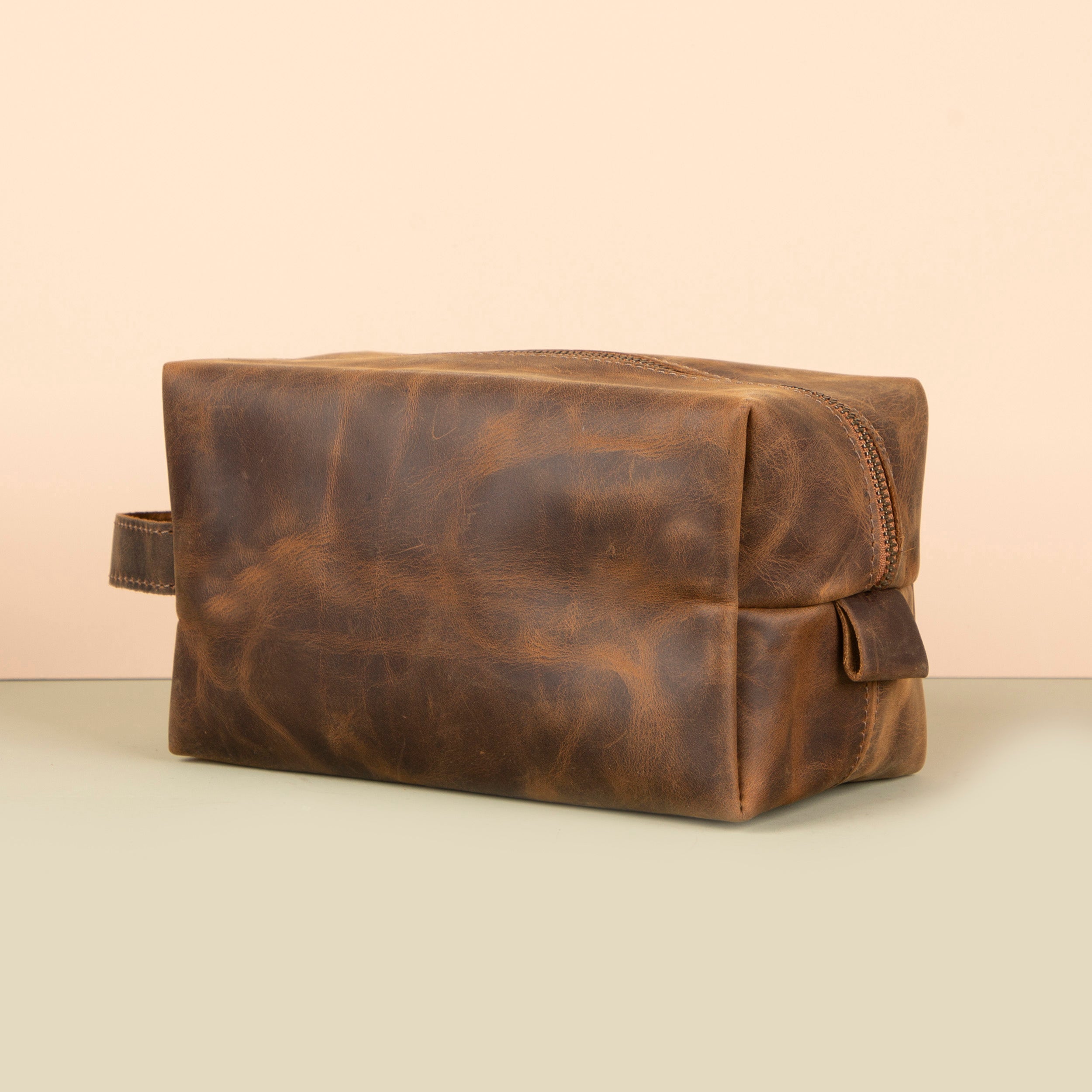 Minneapolis Leather Makeup Bag — Medium Brown