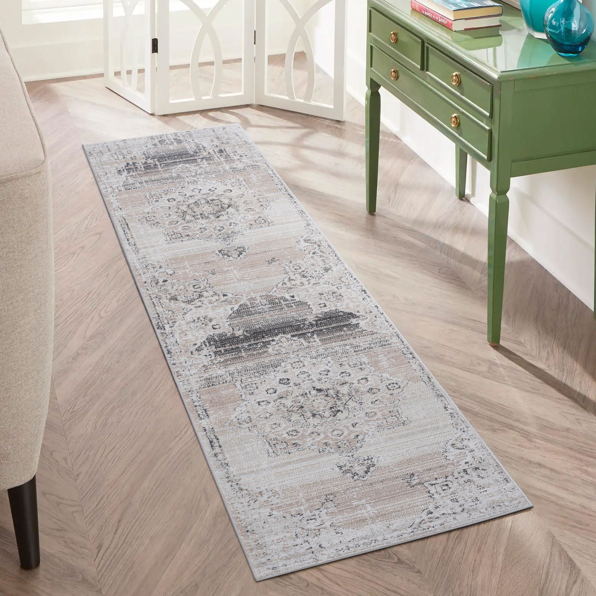 Payas Medallion Runner Rug