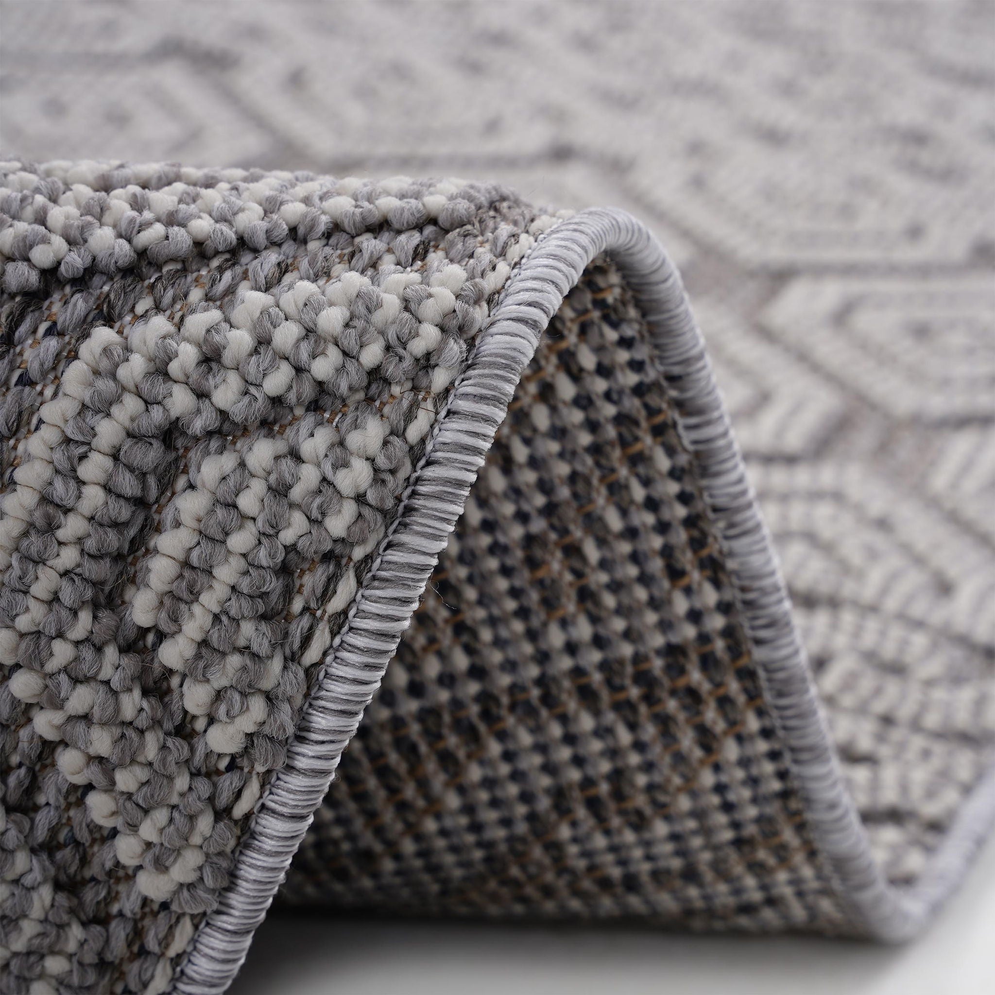 Guros 8' x 10' Geometric Indoor/Outdoor Area Rug - Gray/White