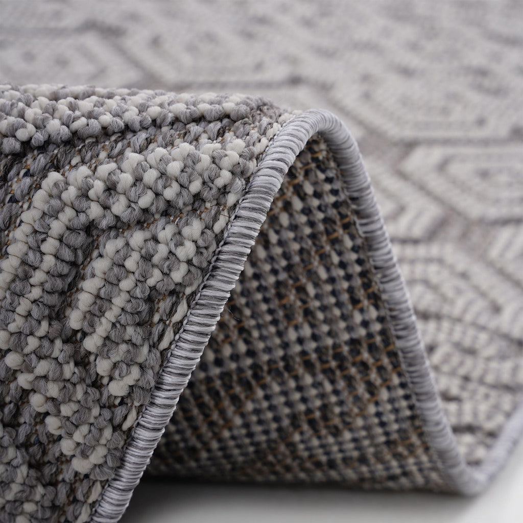 Guros Geometric Indoor/Outdoor Area Rug
