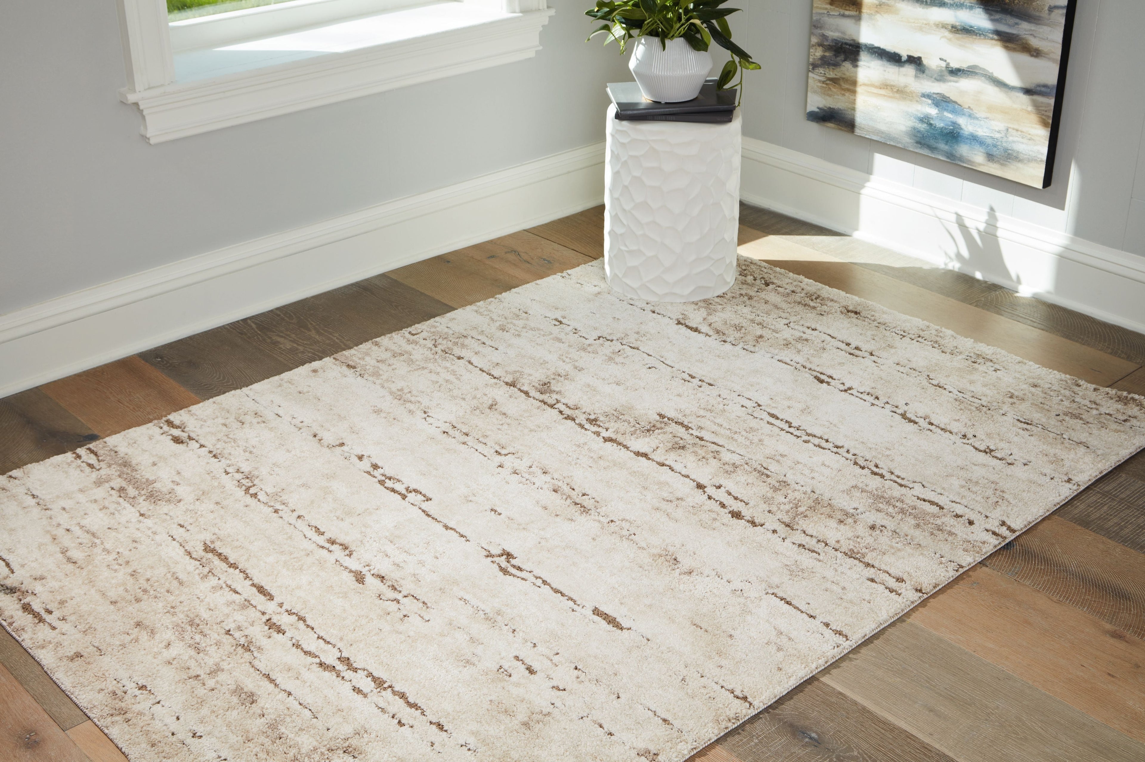 Kasney Area Rug