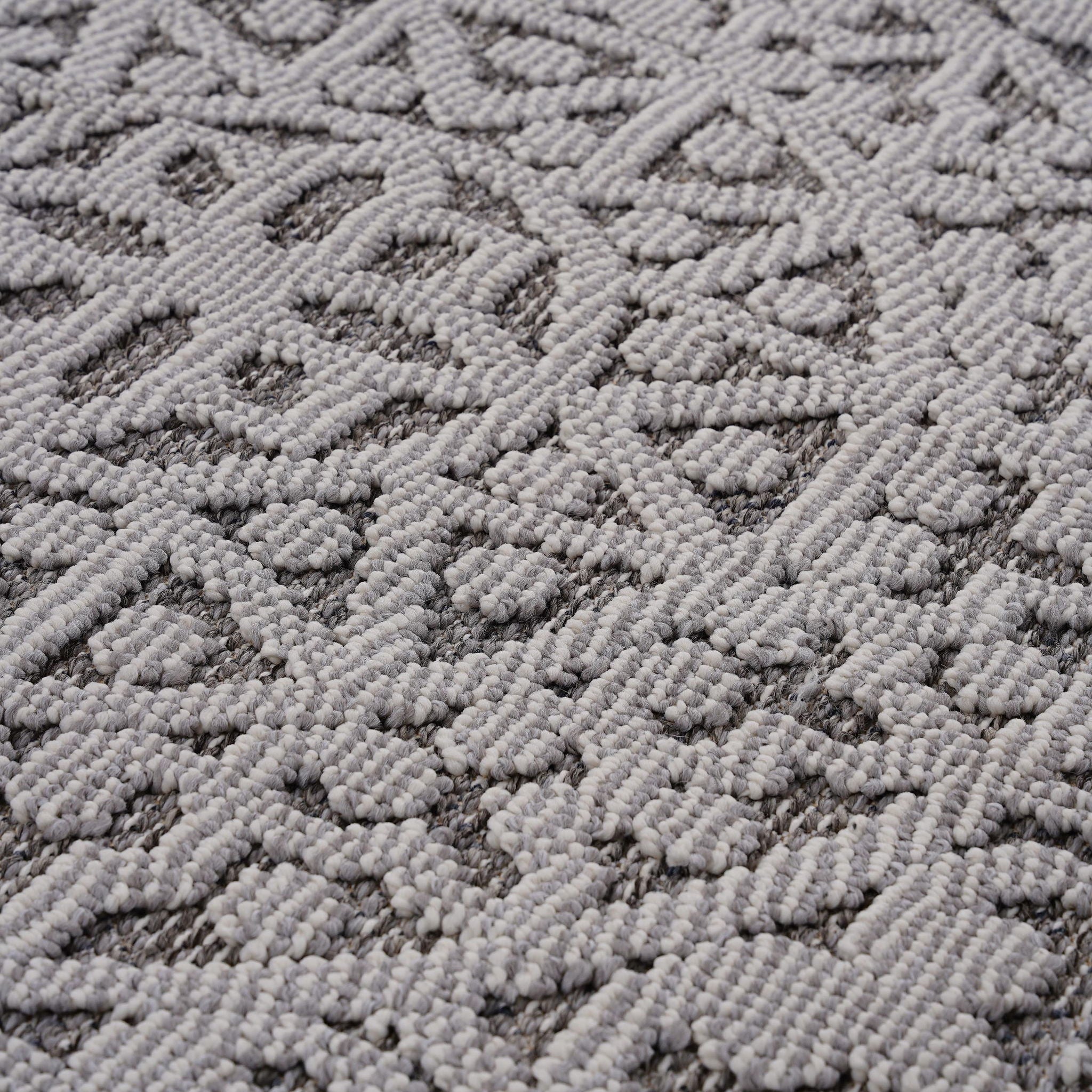 Guros Medallion Indoor/Outdoor Area Rug