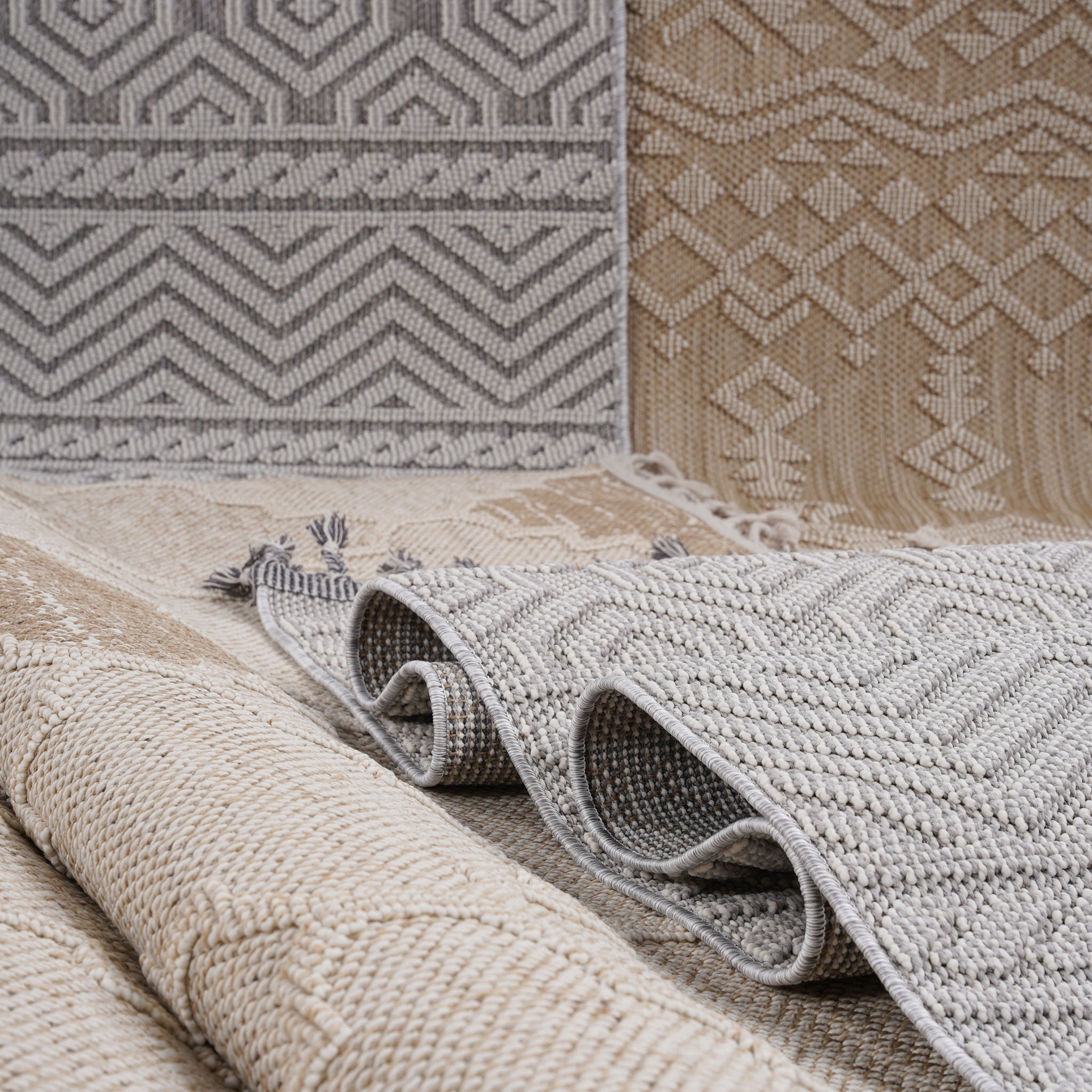 Guros Traditional Indoor/Outdoor Area Rug