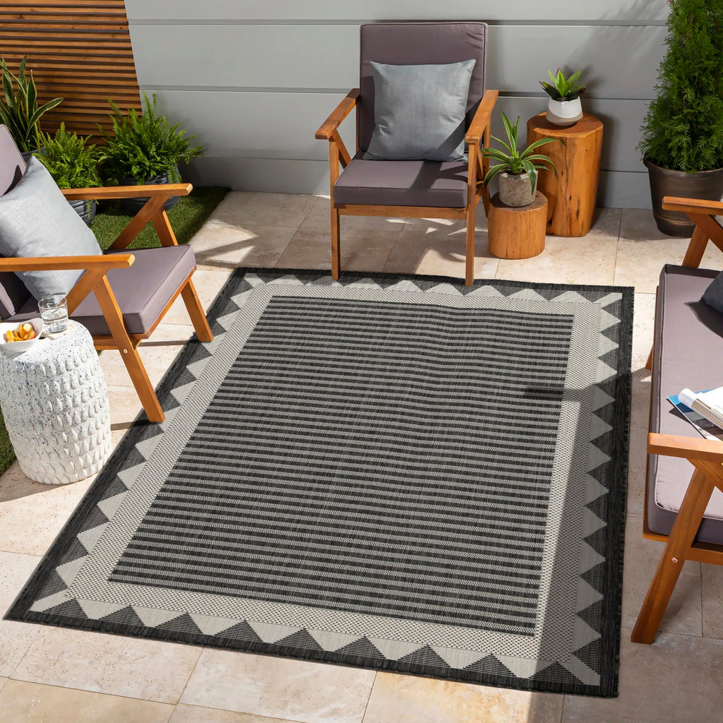 Sunshine 2'7" x 7'3" Polypropylene Runner Rug