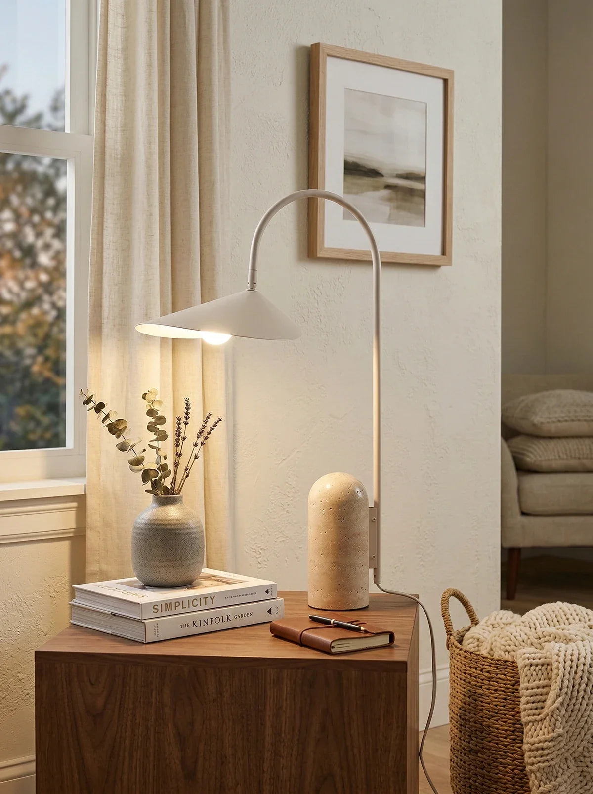 Arum Marble Table Lamp