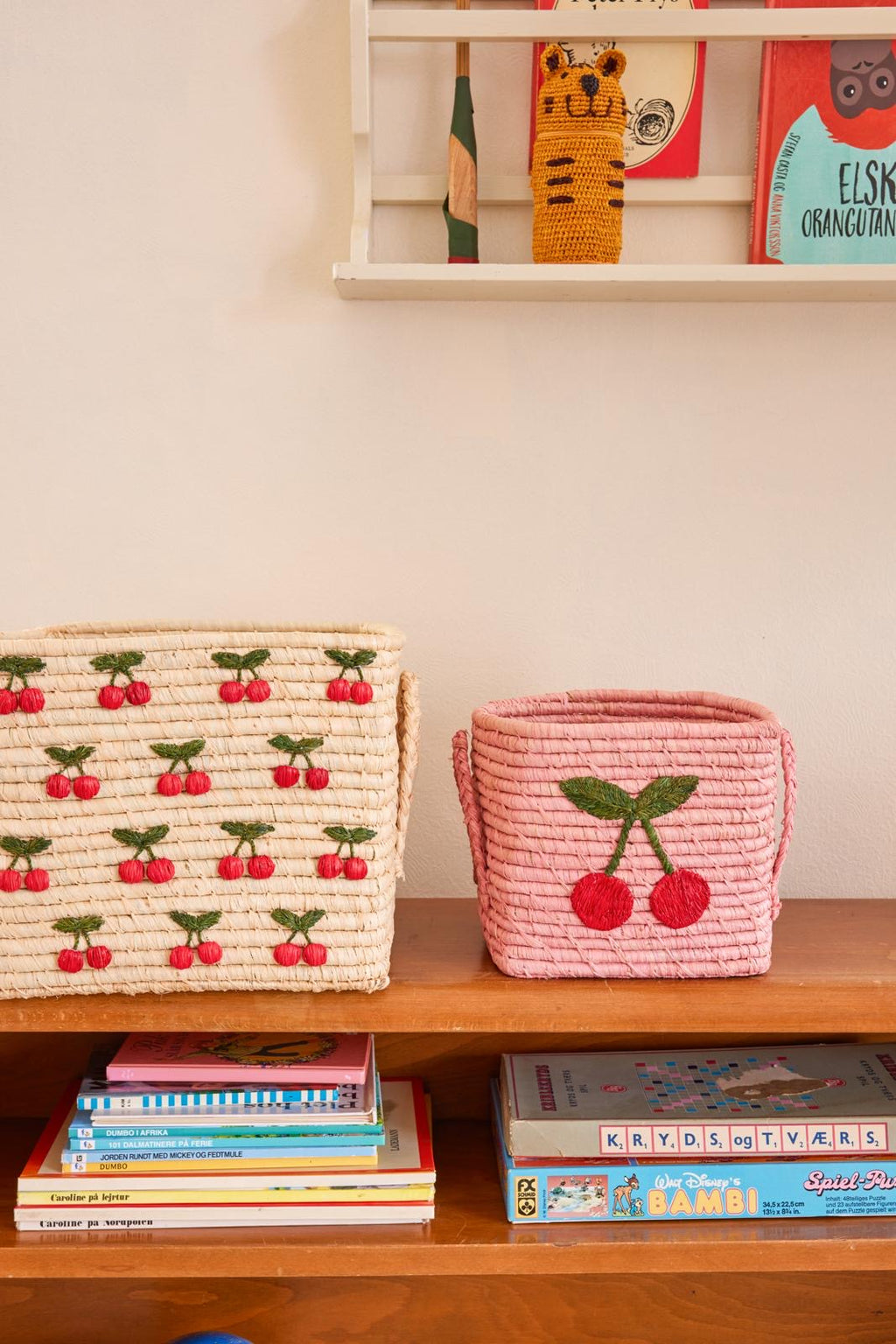 Cherry Pop Raffia Basket — Pink