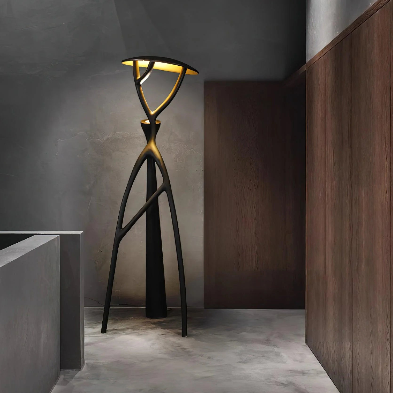 Blonski Black Statue Floor Lamp