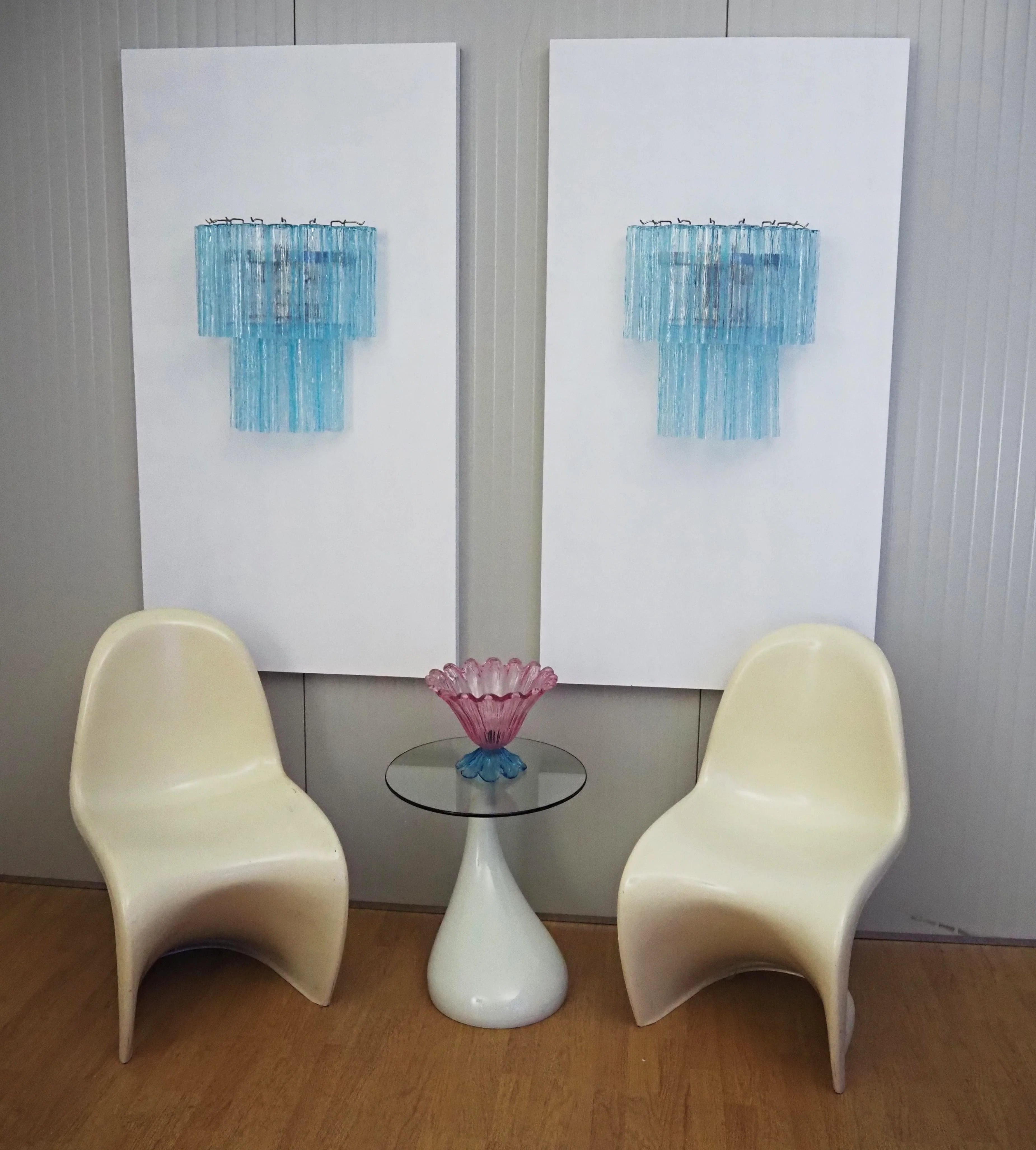 Star Shaped Blue Textured Glass Wall Lamp