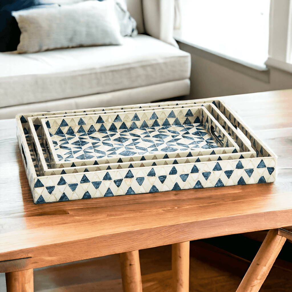 Daphne Pearl Trays