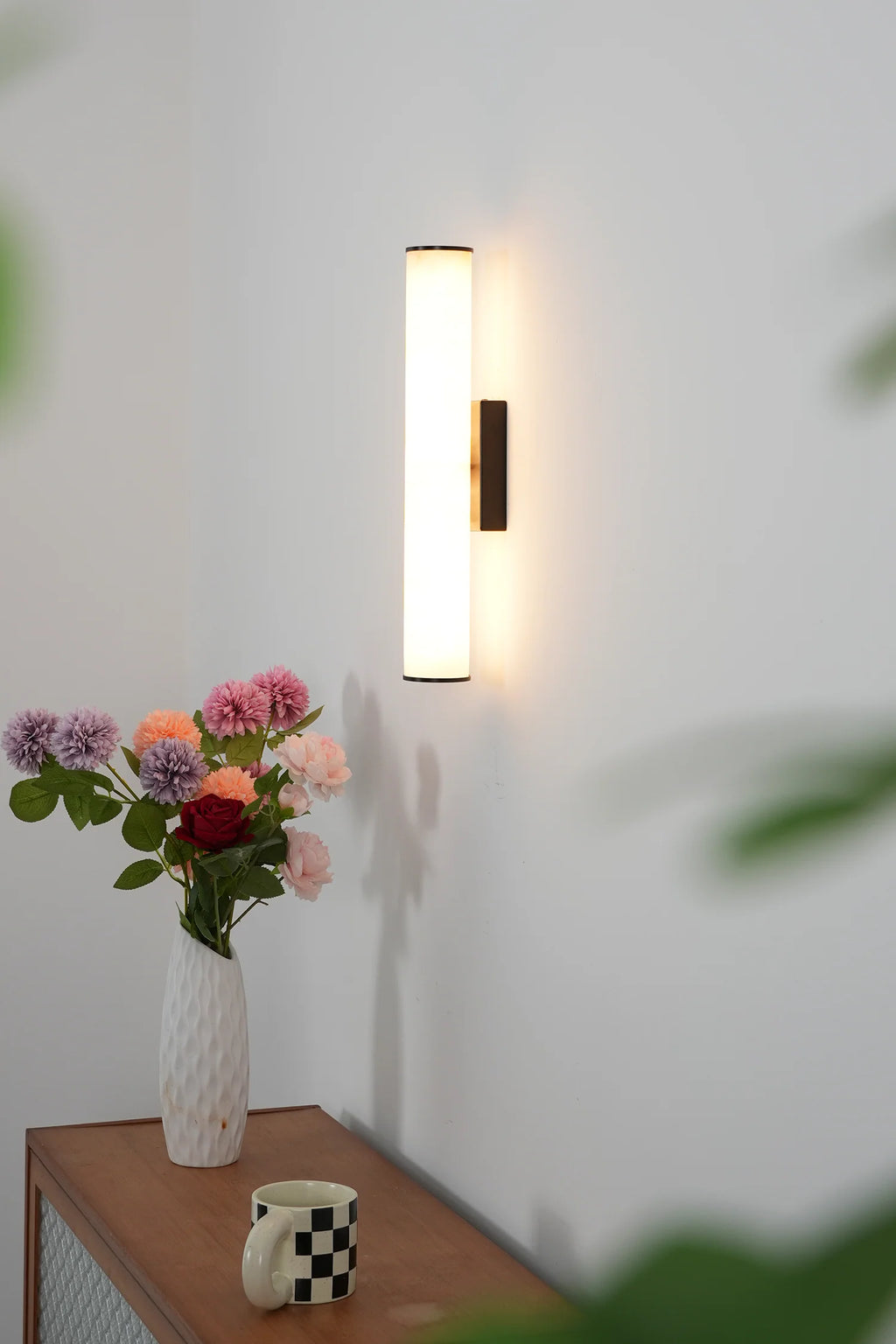 Cylindrical Callisto Alabaster Wall Lamp