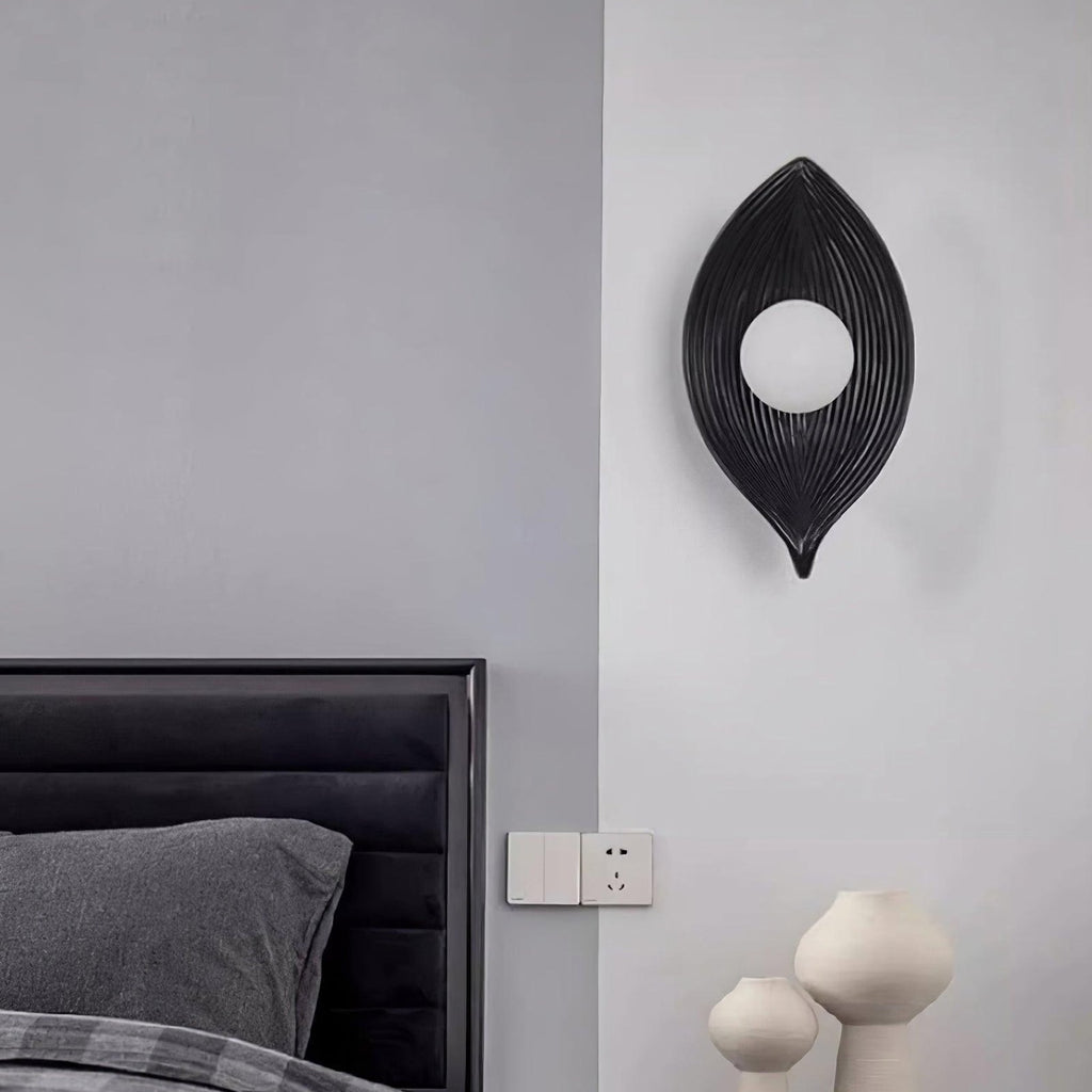 Contemporary Nordic Leaf Resin Wall Lamp