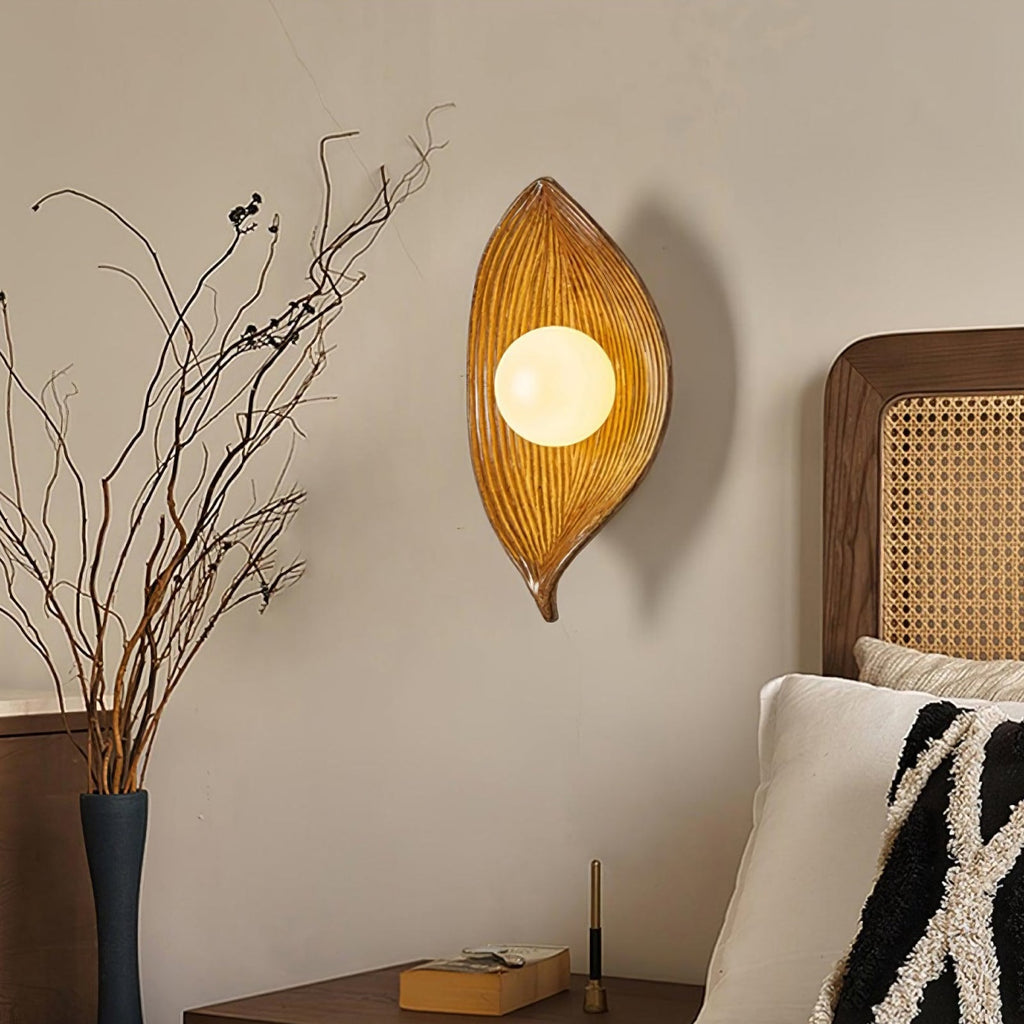 Contemporary Nordic Leaf Resin Wall Lamp