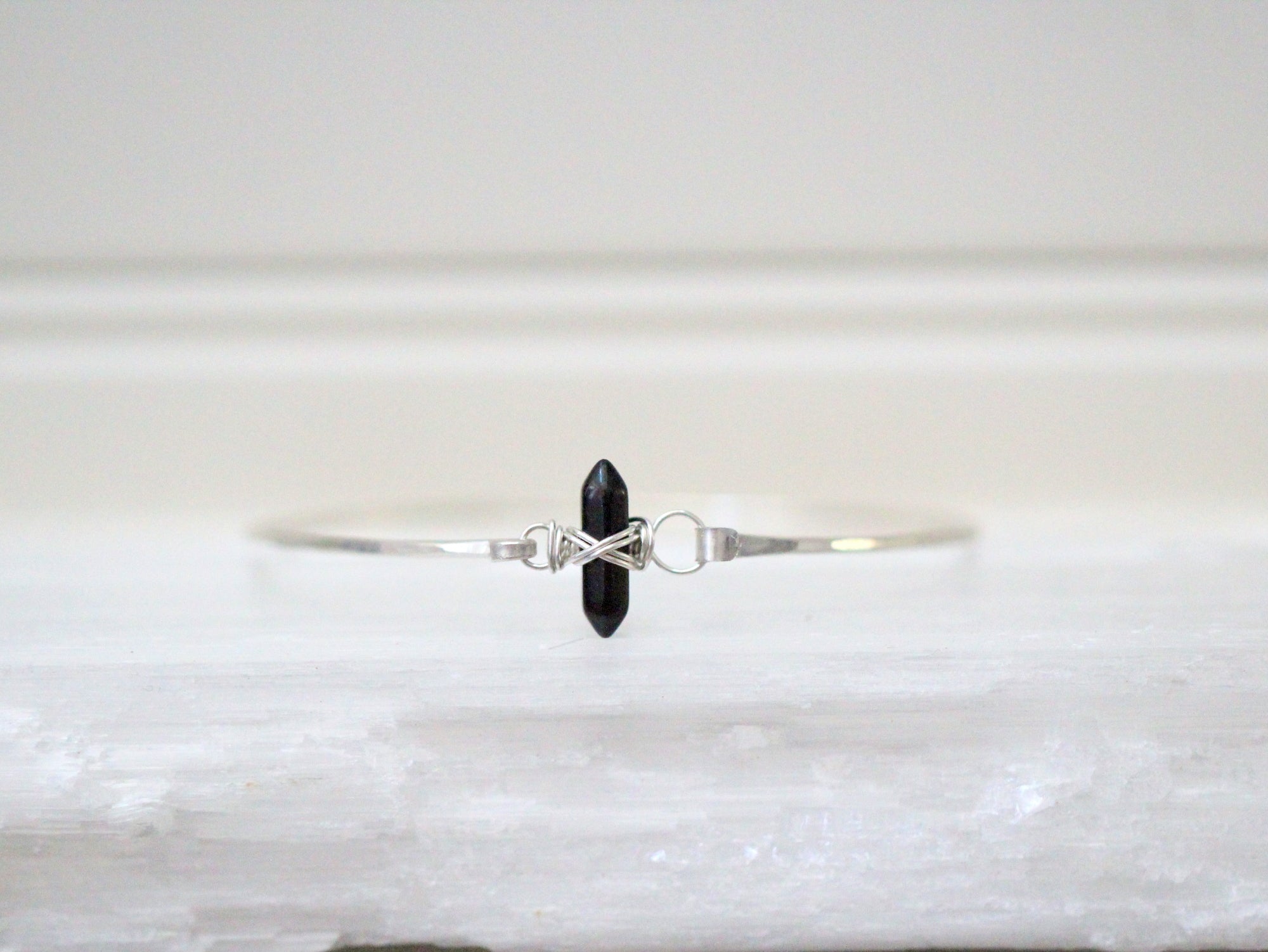 Crest Bracelet - Obsidian