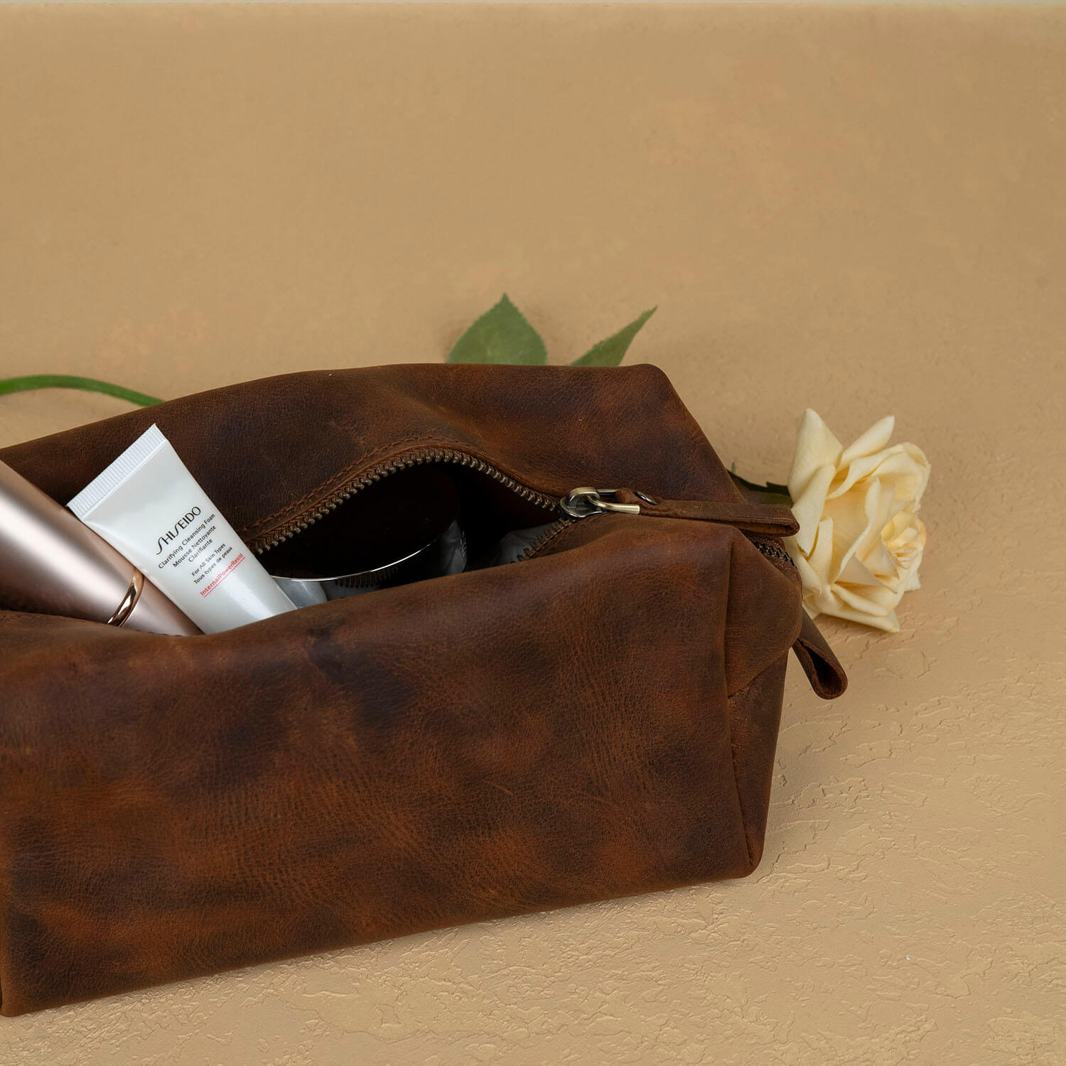 Minneapolis Leather Makeup Bag — Rich Brown